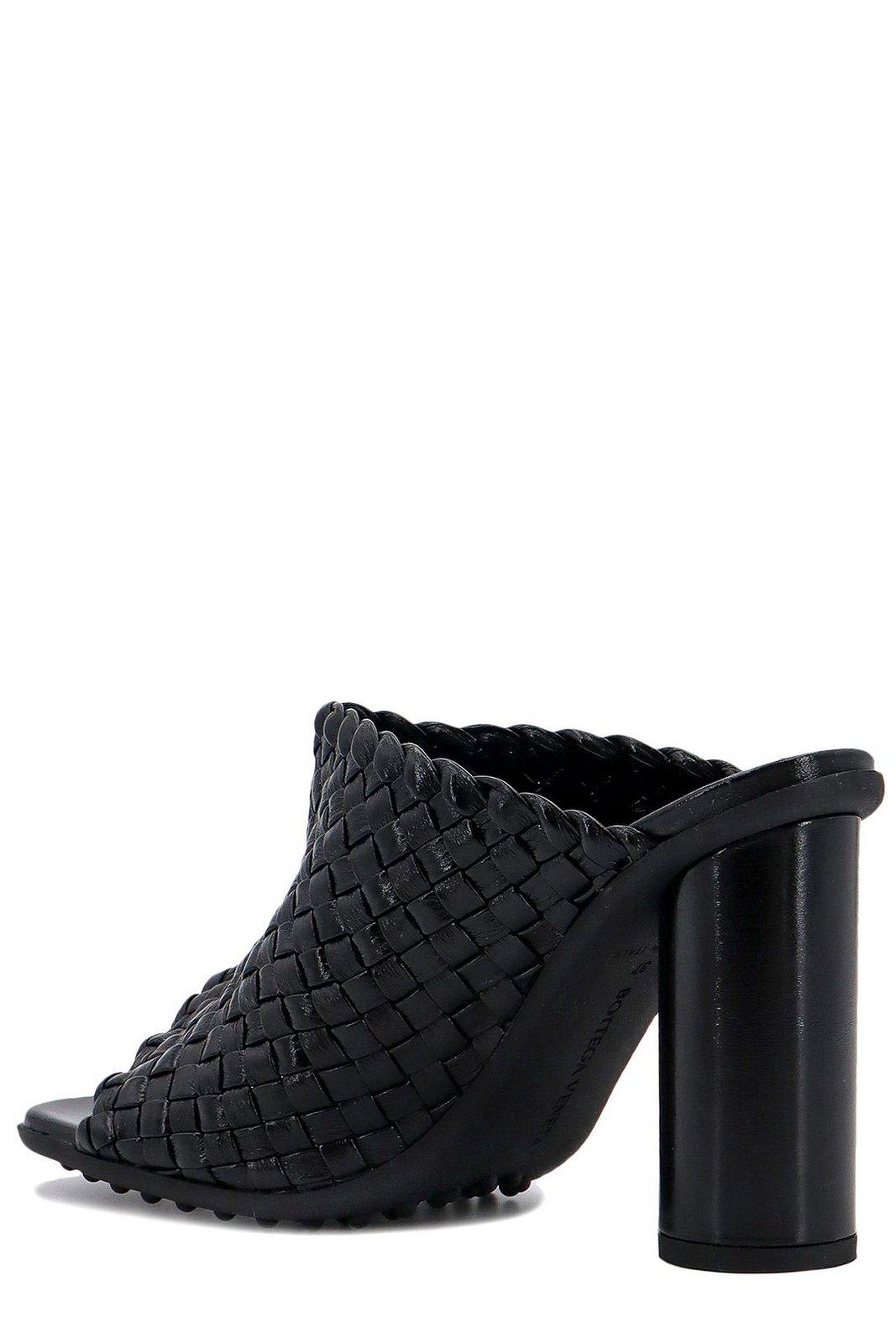 Shop Bottega Veneta Atomic Intrecciato Sandals In Black
