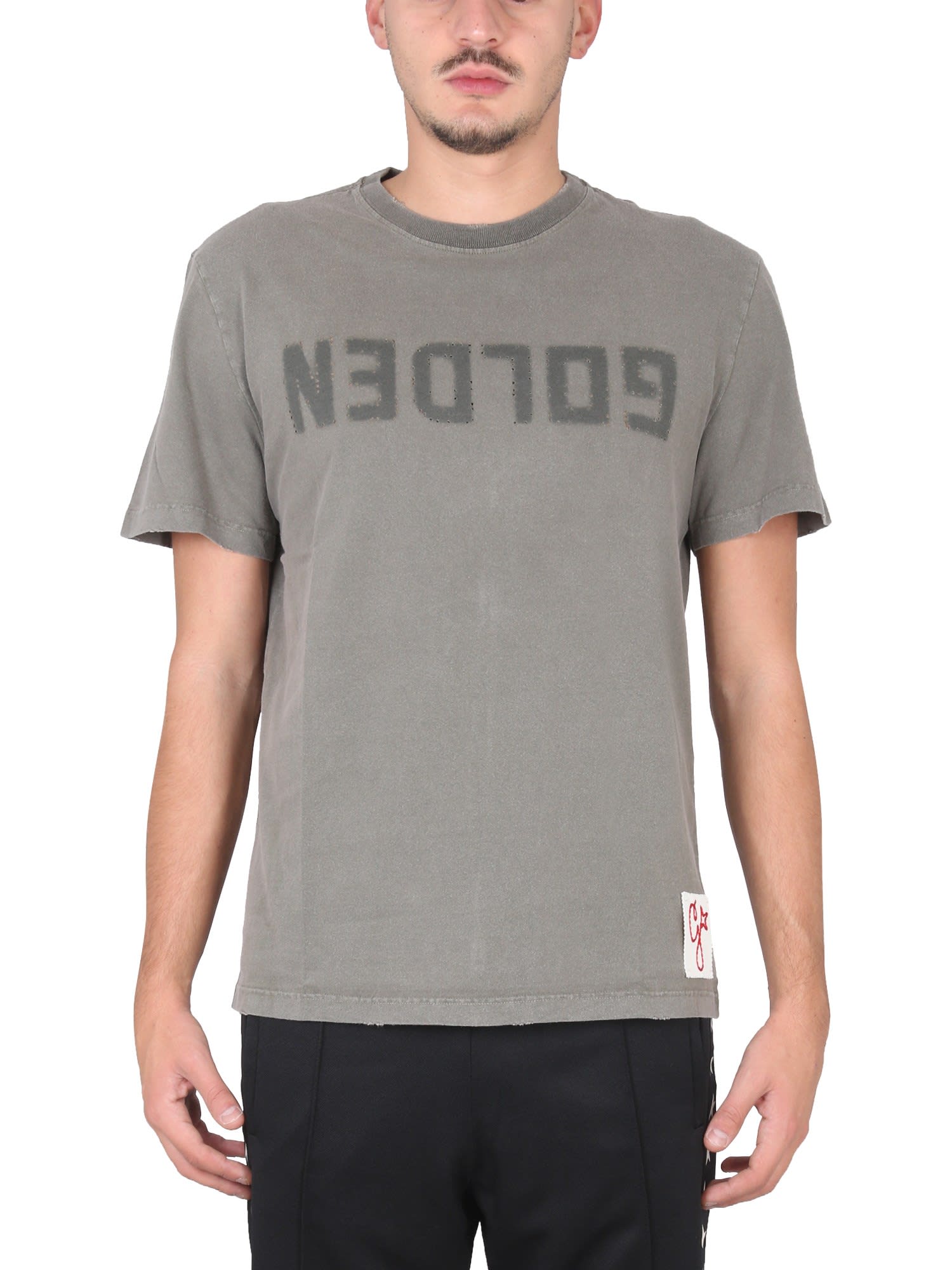 Golden Goose Golden Regular T-shirt Men In Militare