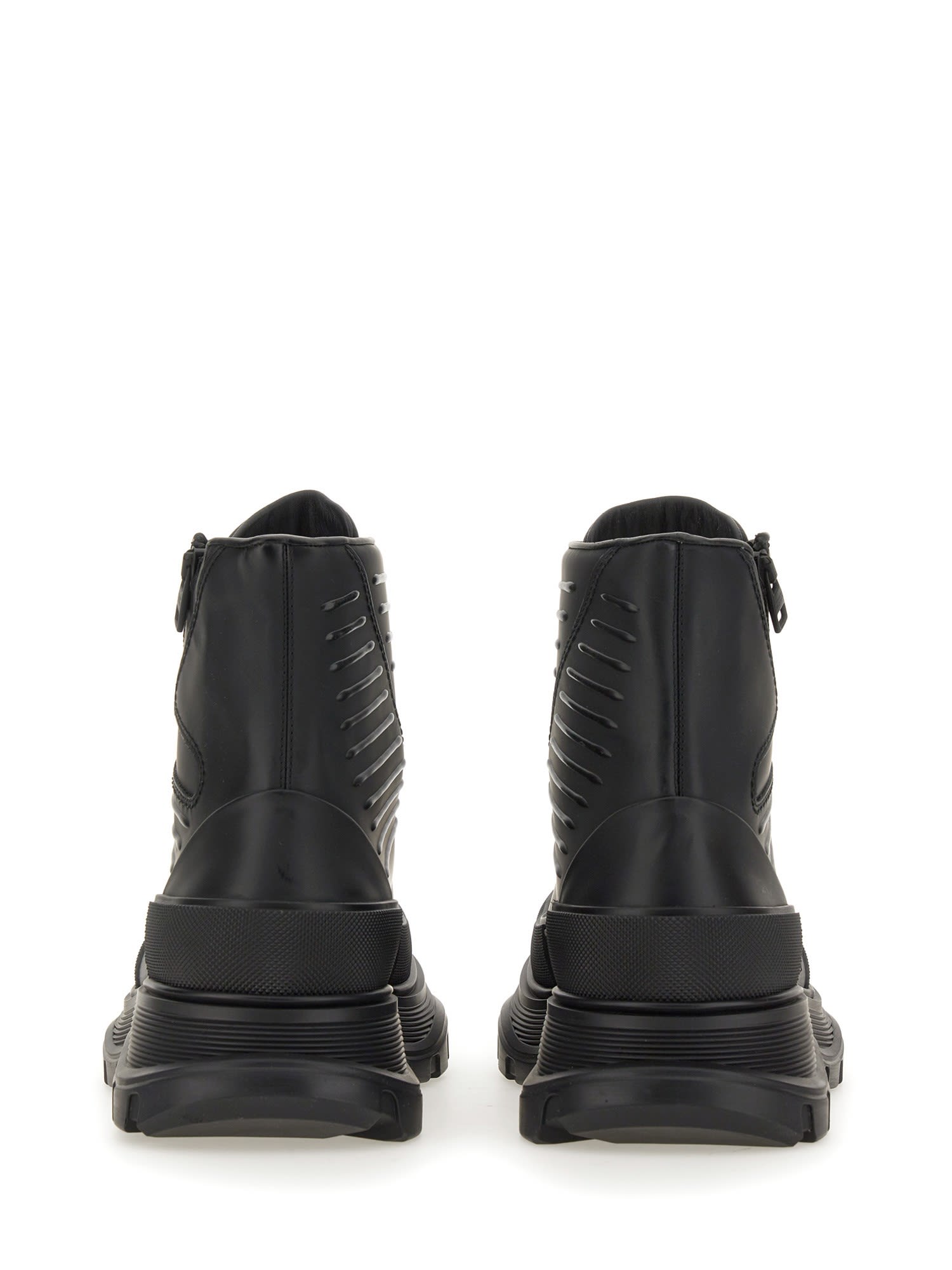Alexander Mcqueen Tread Slick Motorcycle Boot In Nero