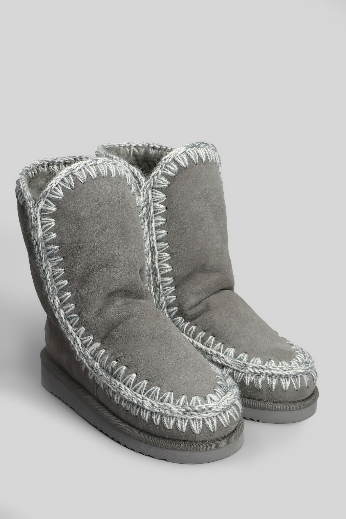 Mou Eskimo 24 Low Heels Ankle Boots In Grey Suede In Gray