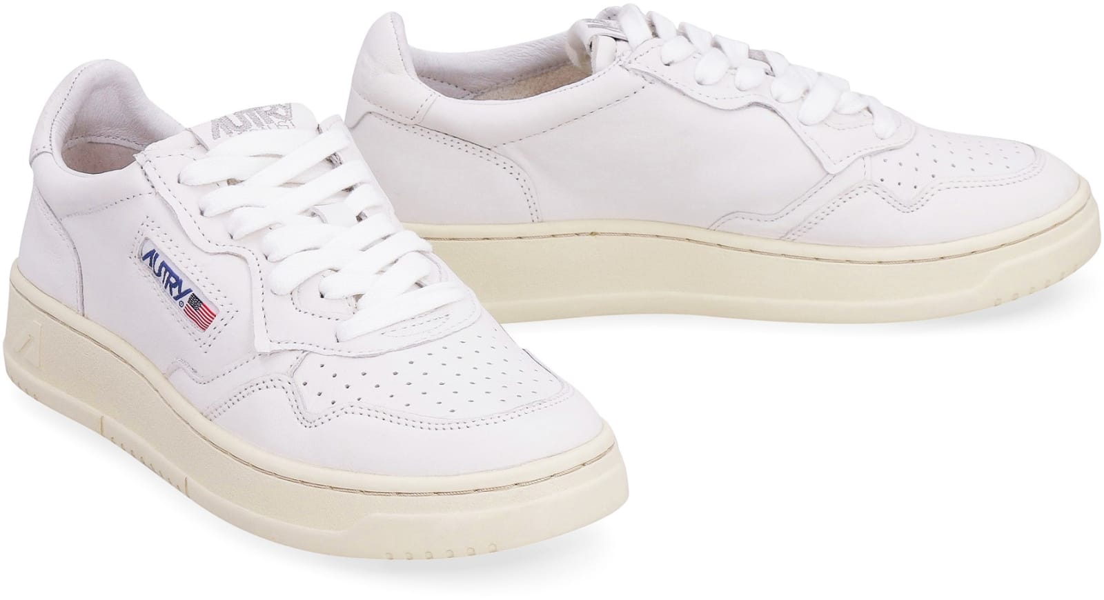 AUTRY MEDALIST LEATHER LOW-TOP SNEAKERS 