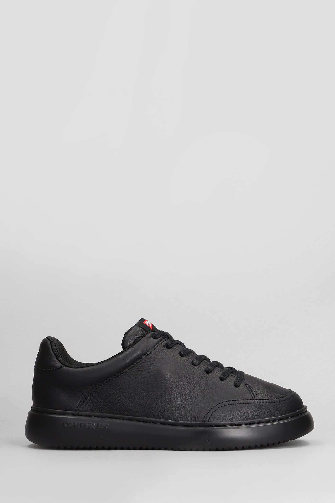 Runner K21 Sneakers In Black Leather