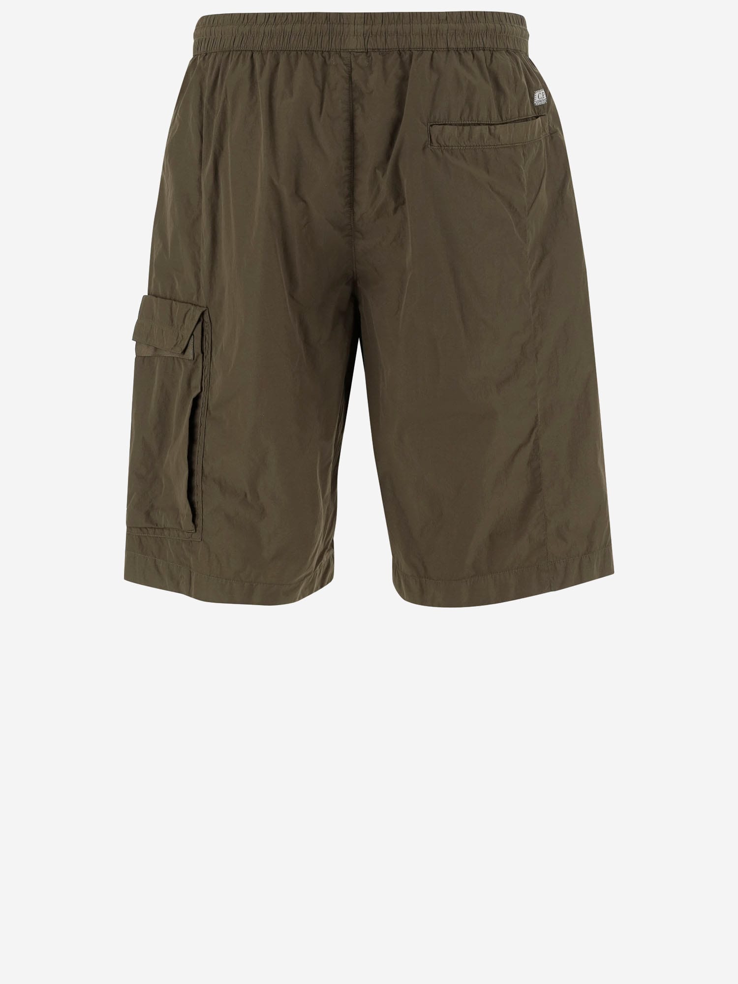 C.p. Company Chrome-r Cargo Shorts In Verde