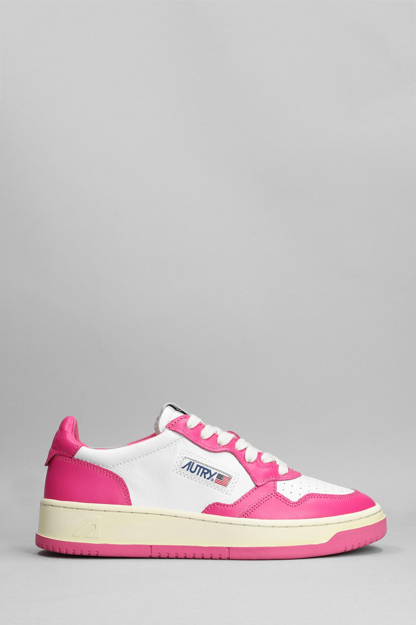AUTRY AUTRY 01 trainers IN FUXIA LEATHER