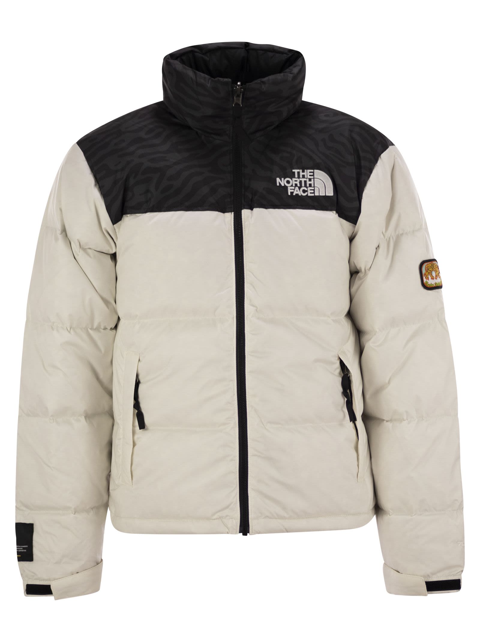 Shop The North Face Retro Nuptse 1996 - Short Down Jacket In White/black