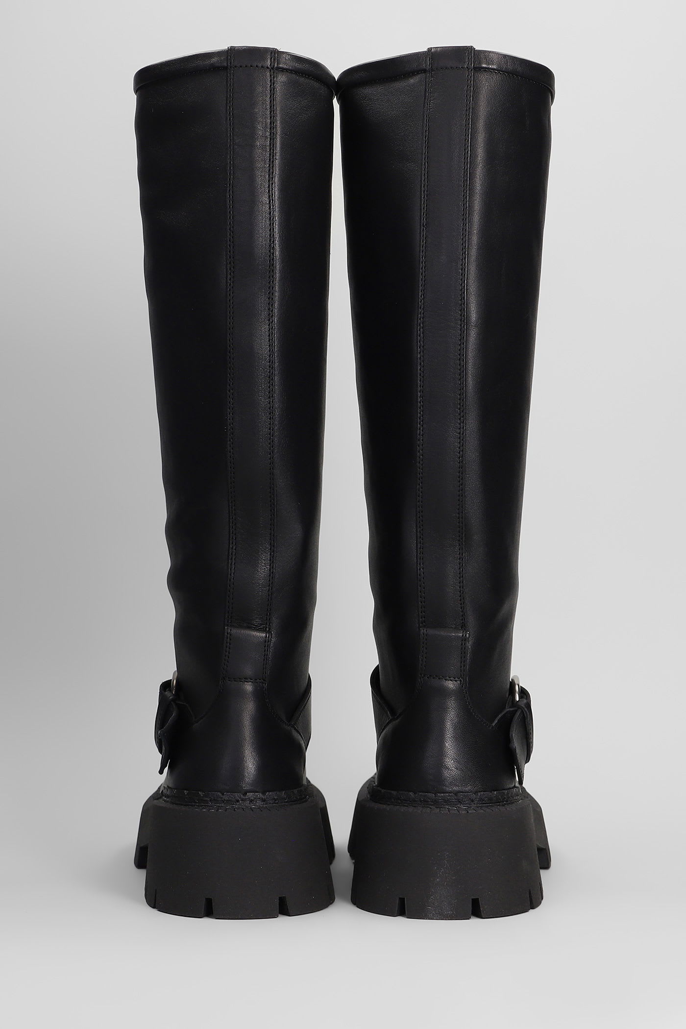 Vic Matie Etna 101 Low Heels Boots In Black Leather In Black