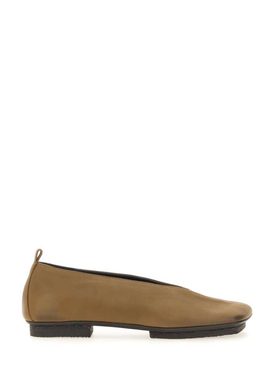 Shop Uma Wang Ballerina Stone In Brown