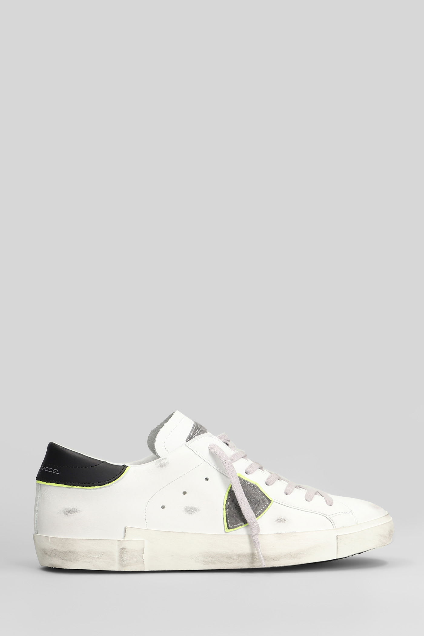 Philippe Model Prsx Low Sneakers In White Leather In Animal Print