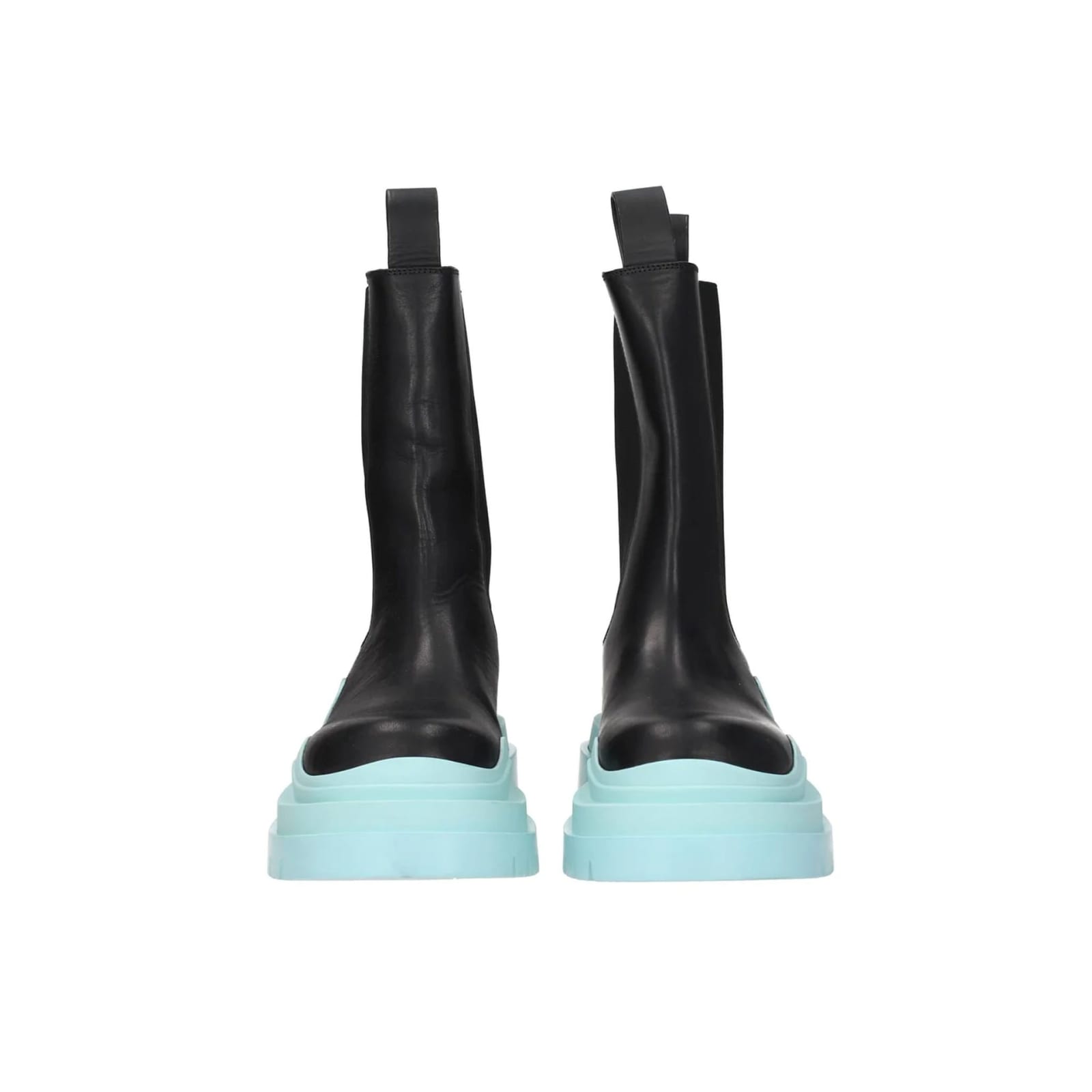 Bottega Veneta Tire Round-headed Chelsea Boots In Black