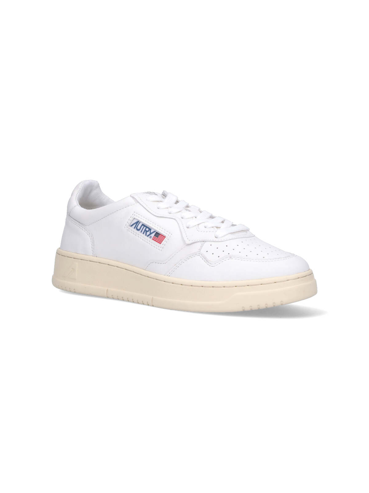 Shop Autry Low Sneakers Medalist In Bianco