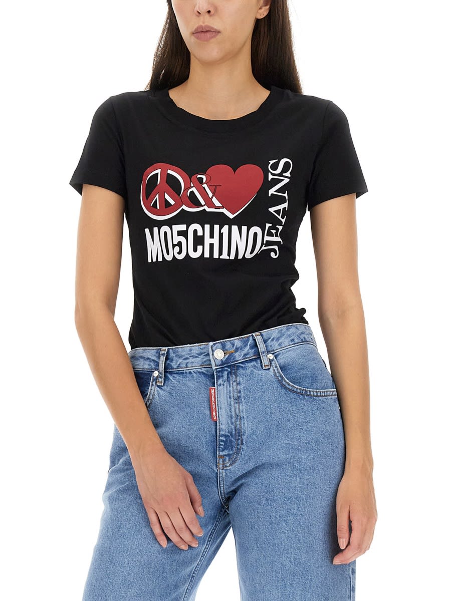 Shop M05ch1n0 Jeans Peace & Love T-shirt In Black