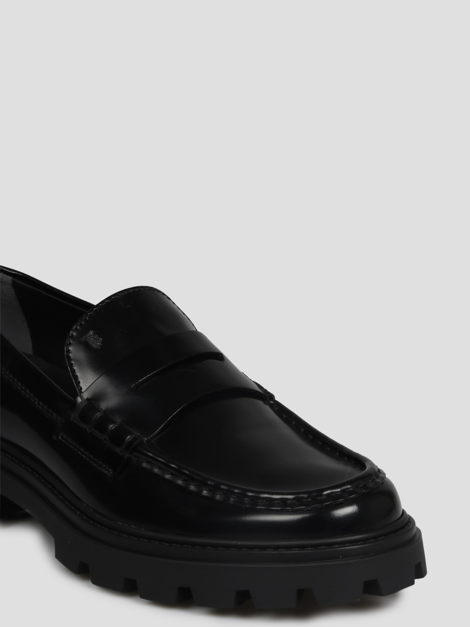 Shop Tod's Calzature In Black