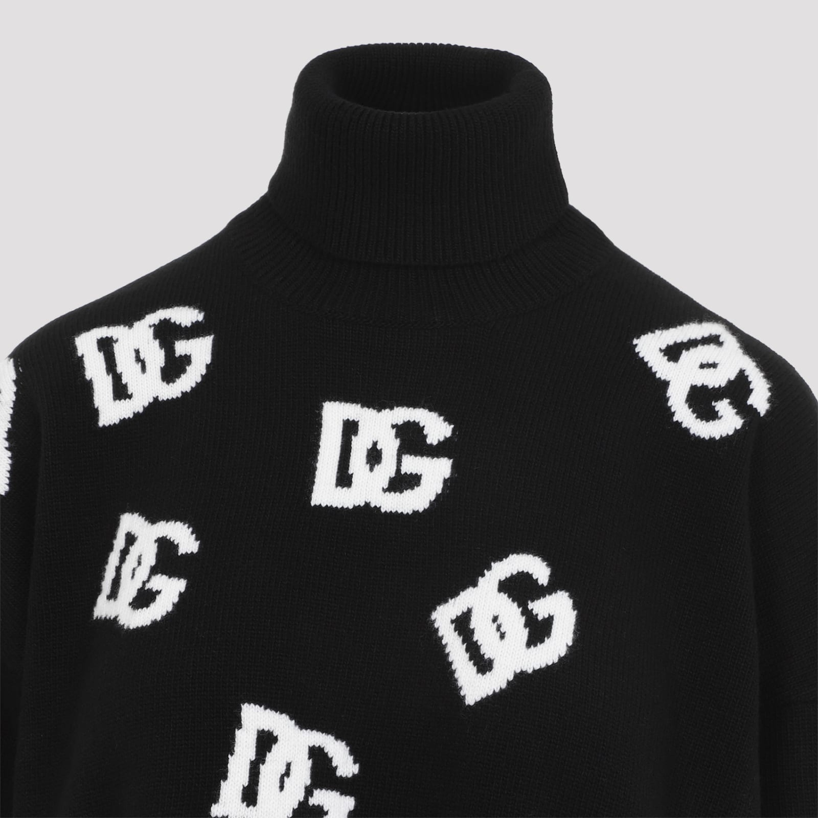 Shop Dolce & Gabbana Turtleneck Logo In Nero Bianco