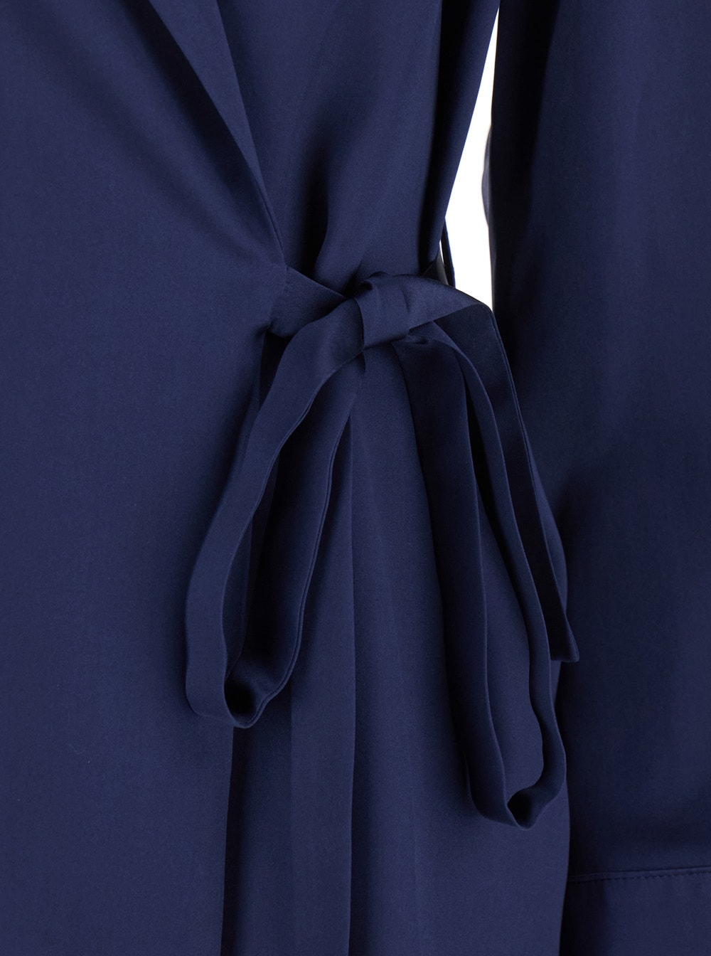 Shop Momoní Praia Dark Blue Jacket With Peak Lapels And Waist Belt In Silk Woman In Green
