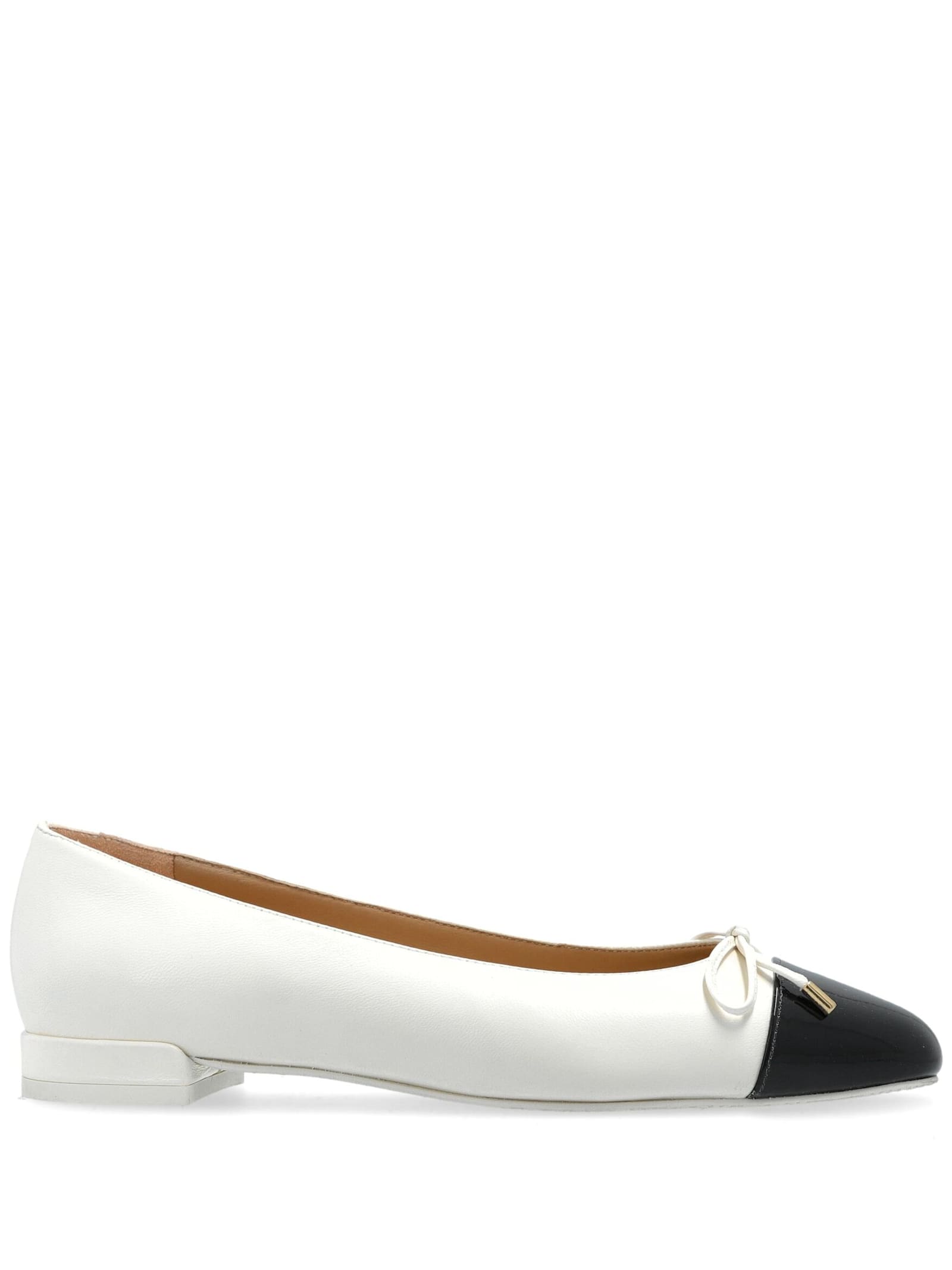 Sleek Bow Flat