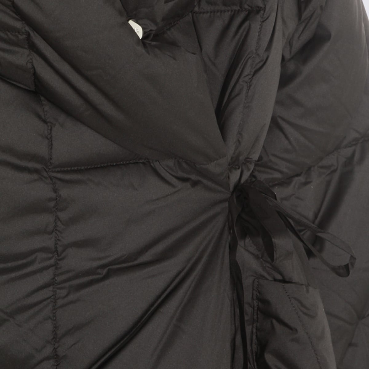 Add Button Quilted Top In Black