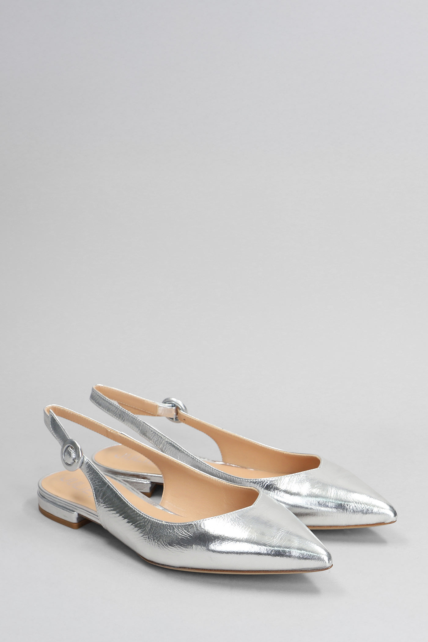 Julie Dee Ballet Flats In Silver Leather In Silver