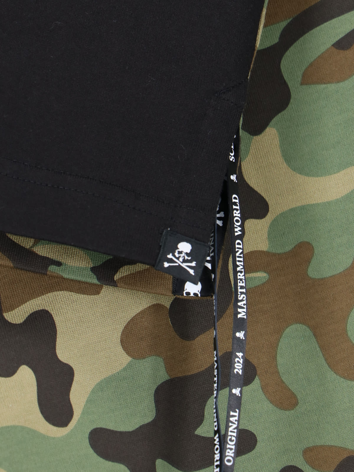 Shop Mastermind Japan Back Camouflage T-shirt In Black