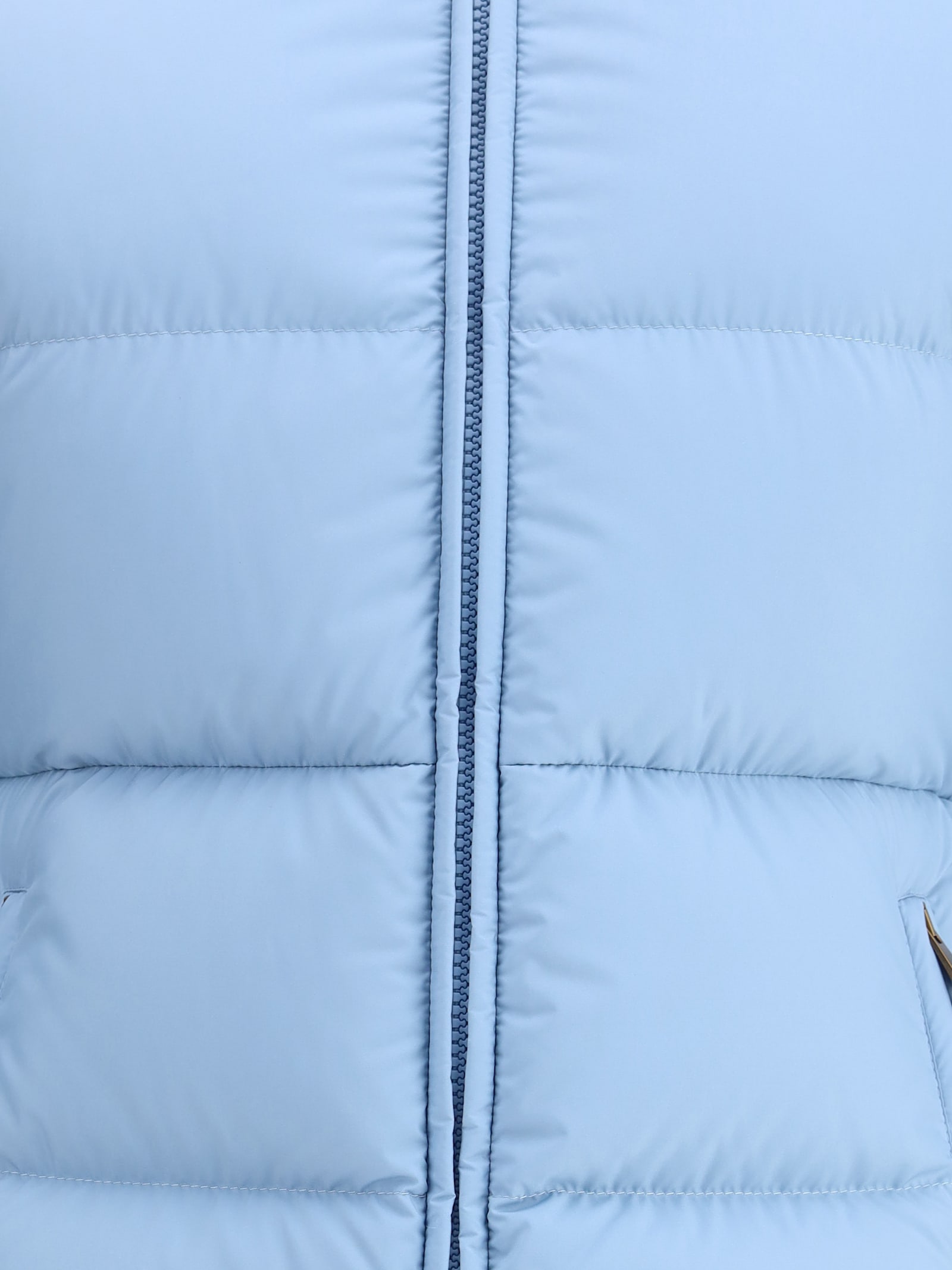 Moncler Dourbe Short Down Jacket In Blue