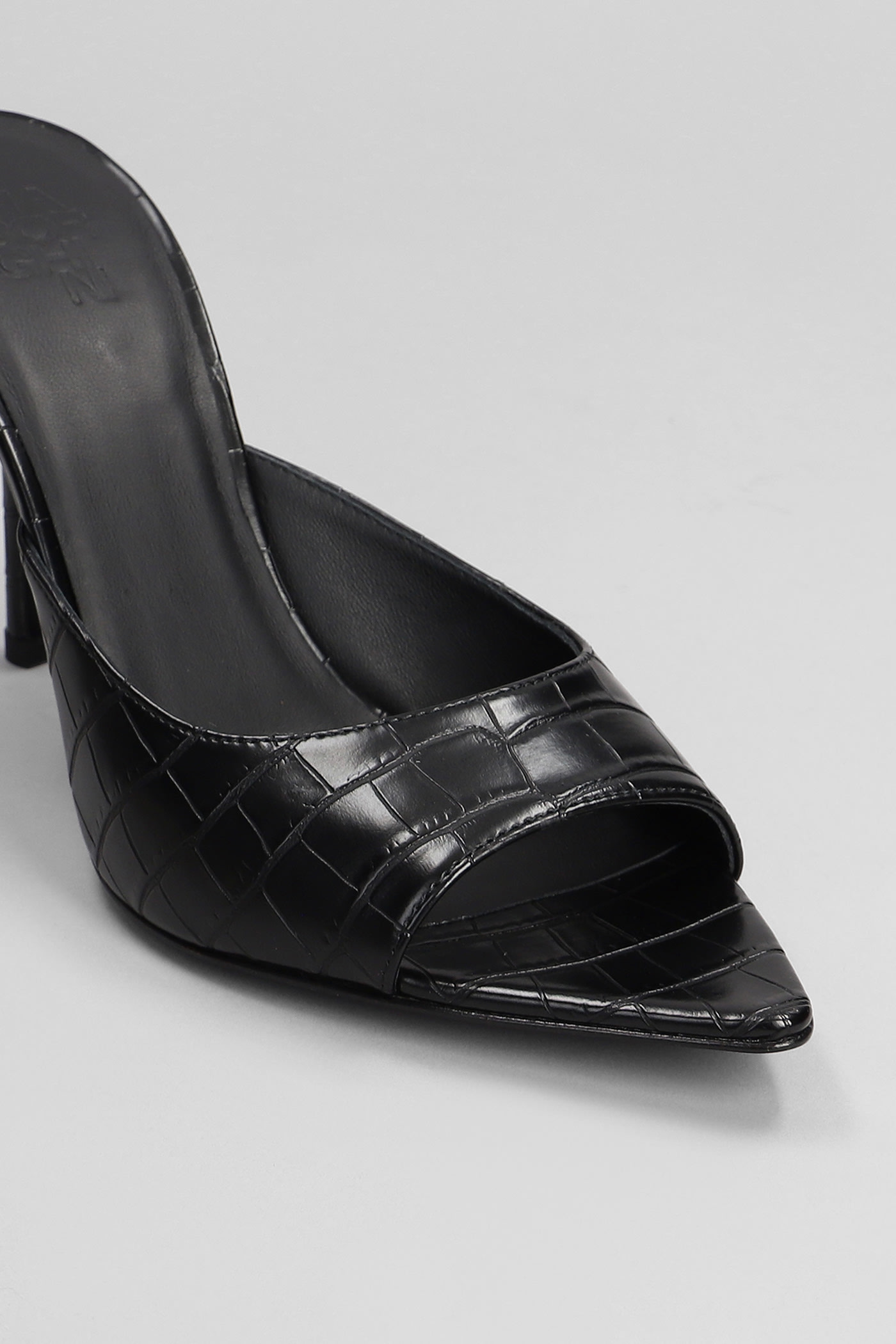 Shop Gia Borghini Perni 04 Slipper-mule In Black Leather