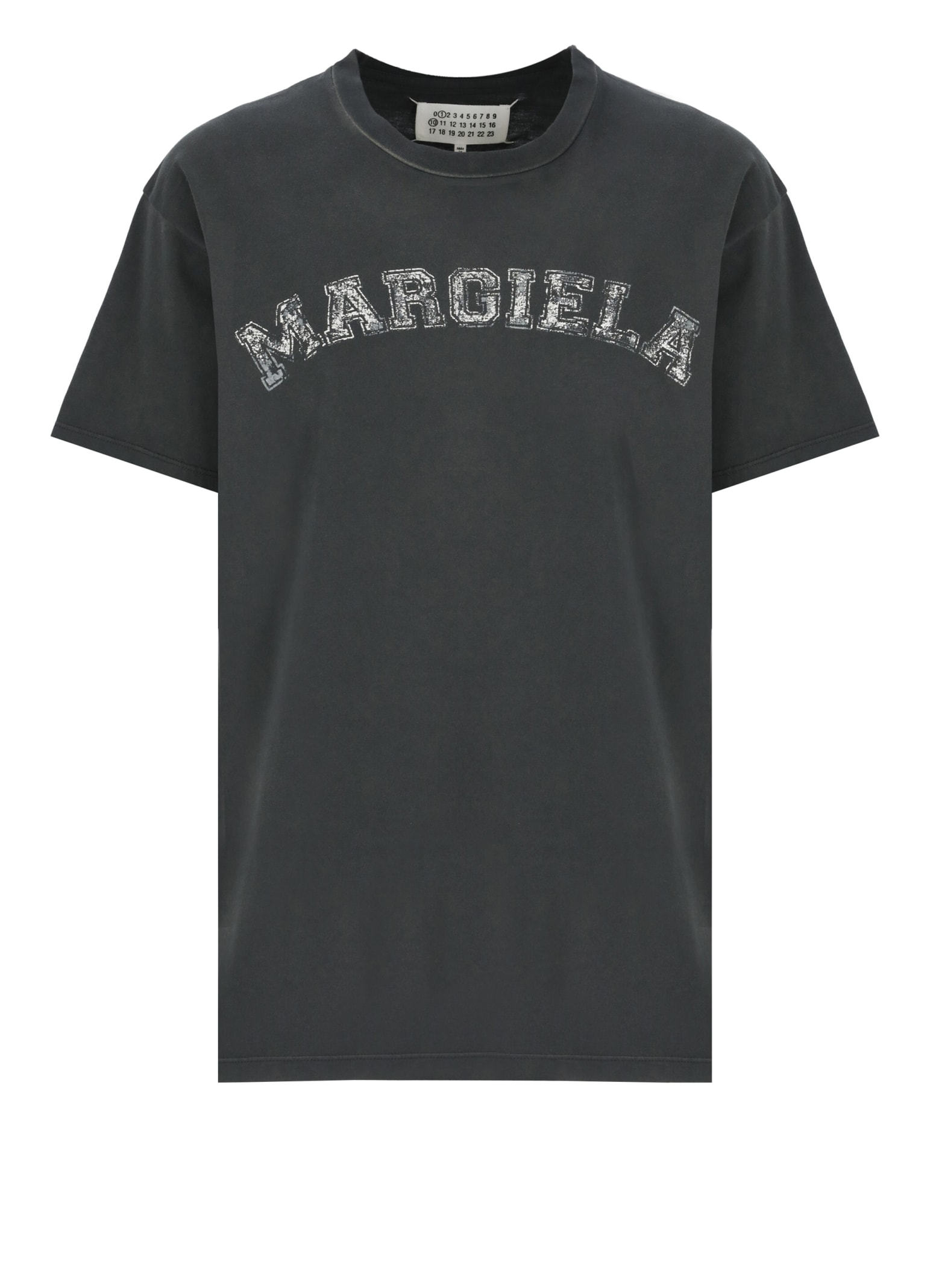 Shop Maison Margiela T-shirt With Logo In Black