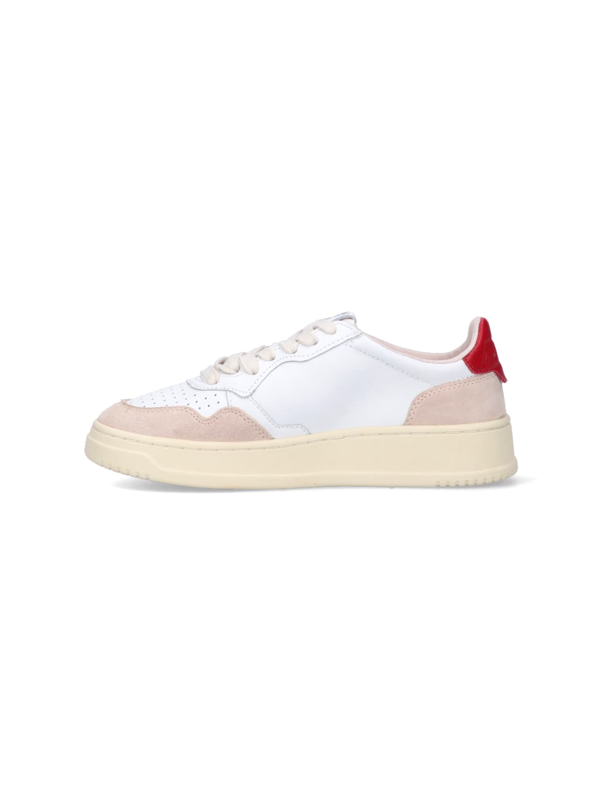 Shop Autry Medalist 01 Low Sneakers In White