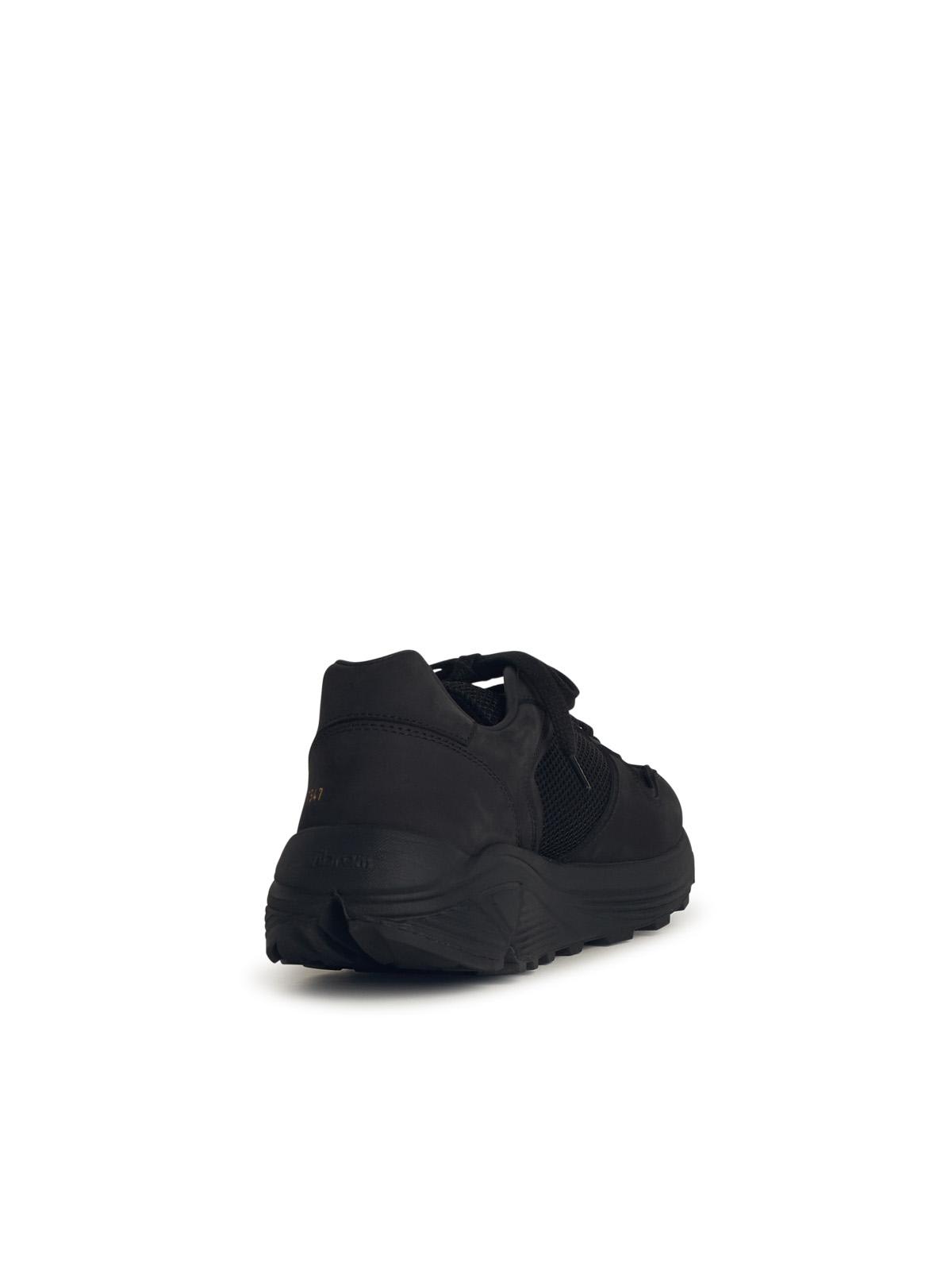 Common Projects Leather Sneakers In Black