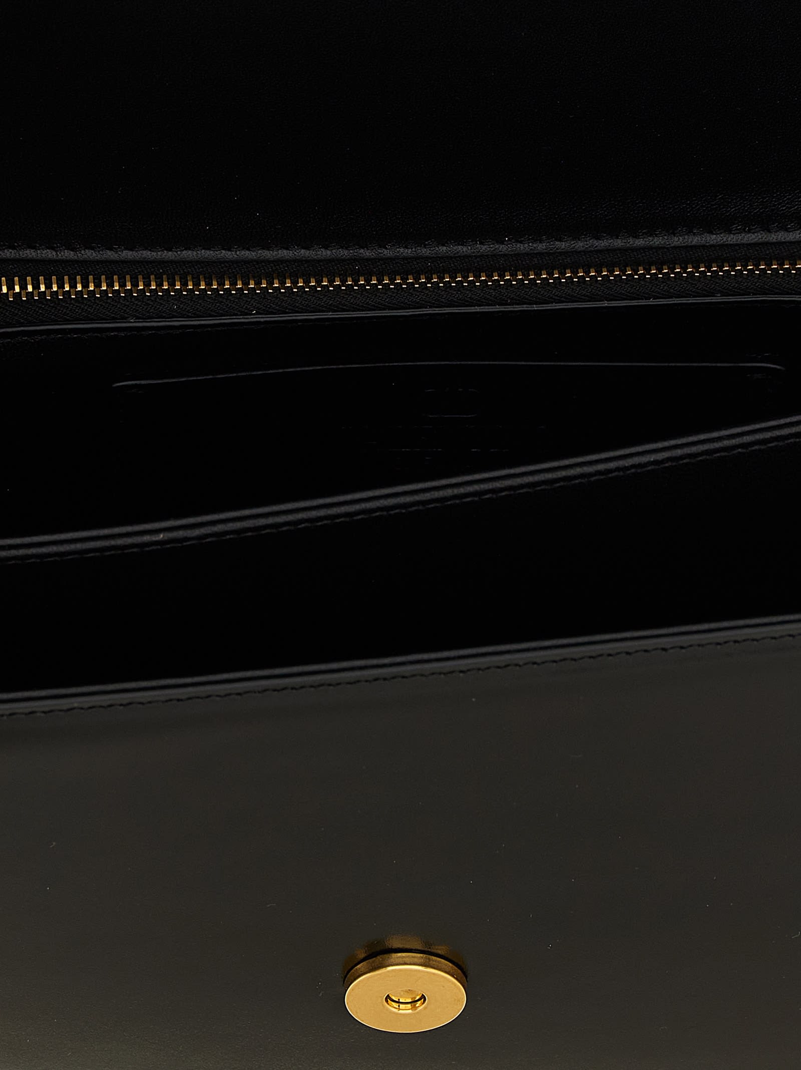 Valentino Garavani Vain Shoulder Bag In Black