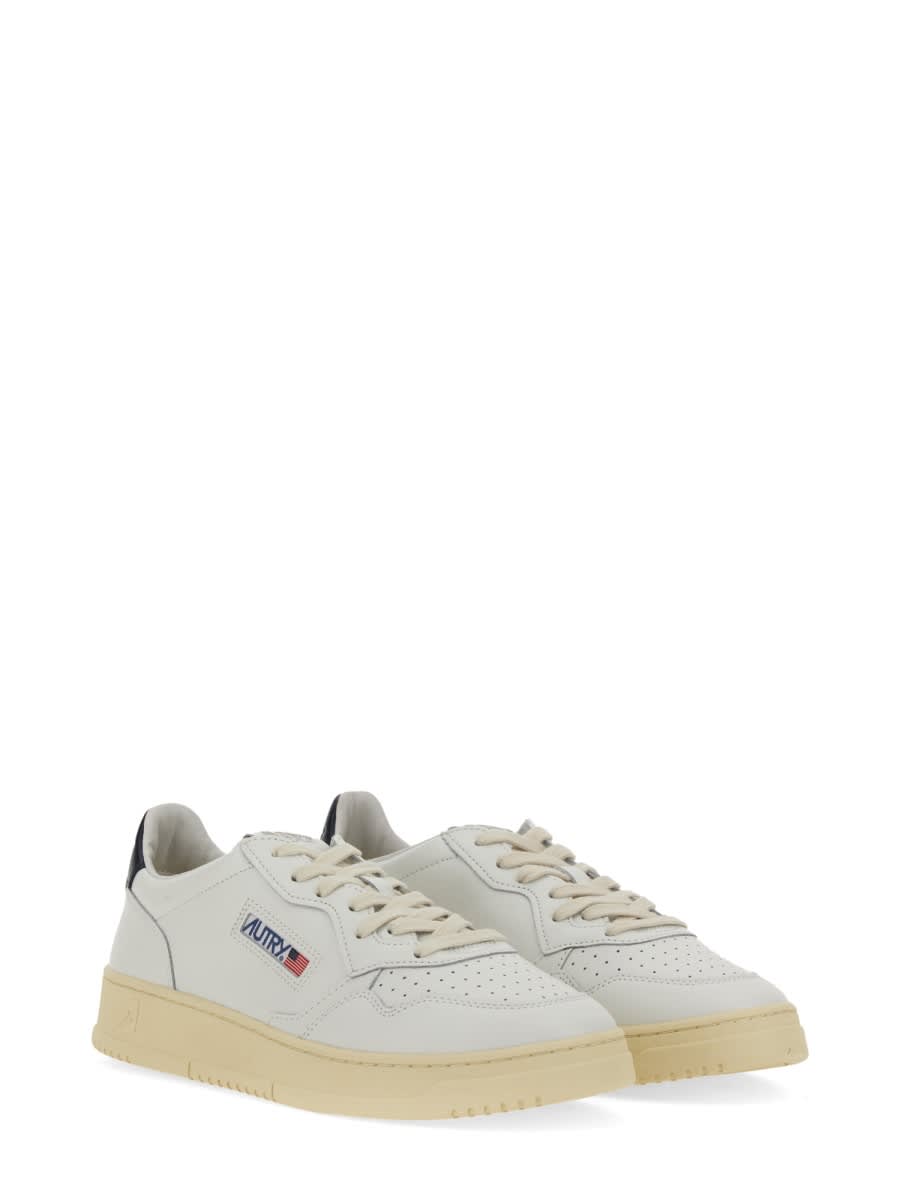 Autry Medalist Low Sneaker In White