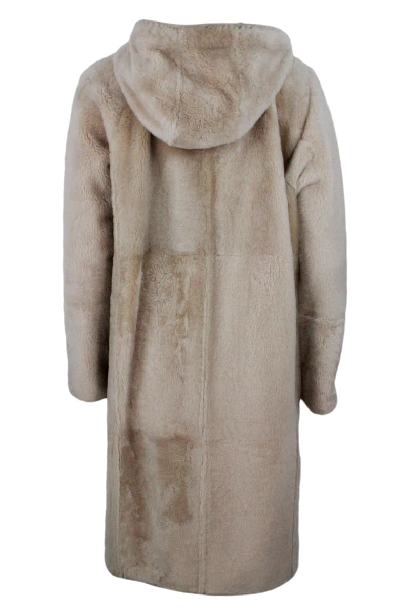 Brunello Cucinelli Reversible Coat In Soft Shearling With Hood In Beige