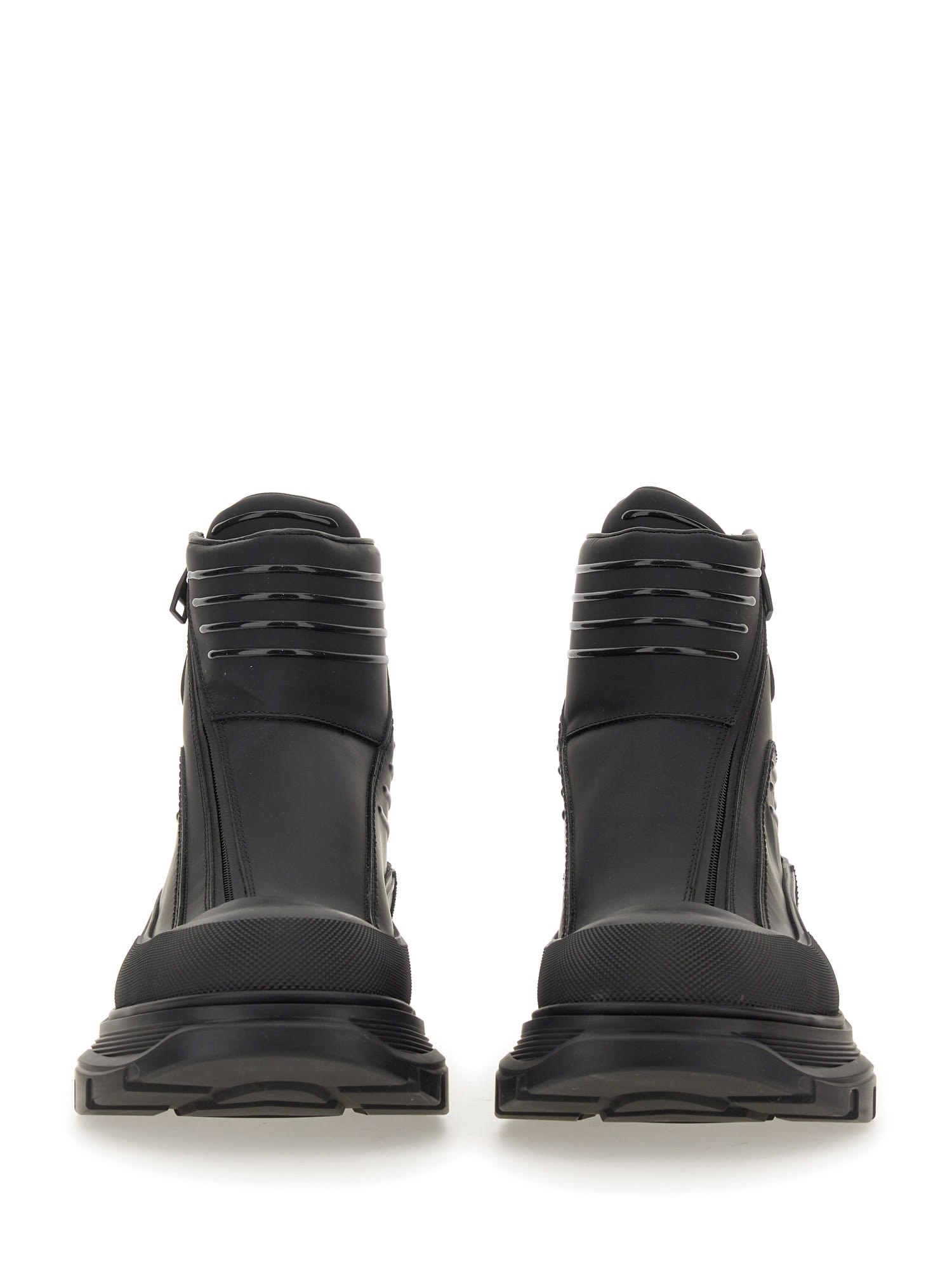 Alexander Mcqueen Tread Slick Motorcycle Boot In Nero