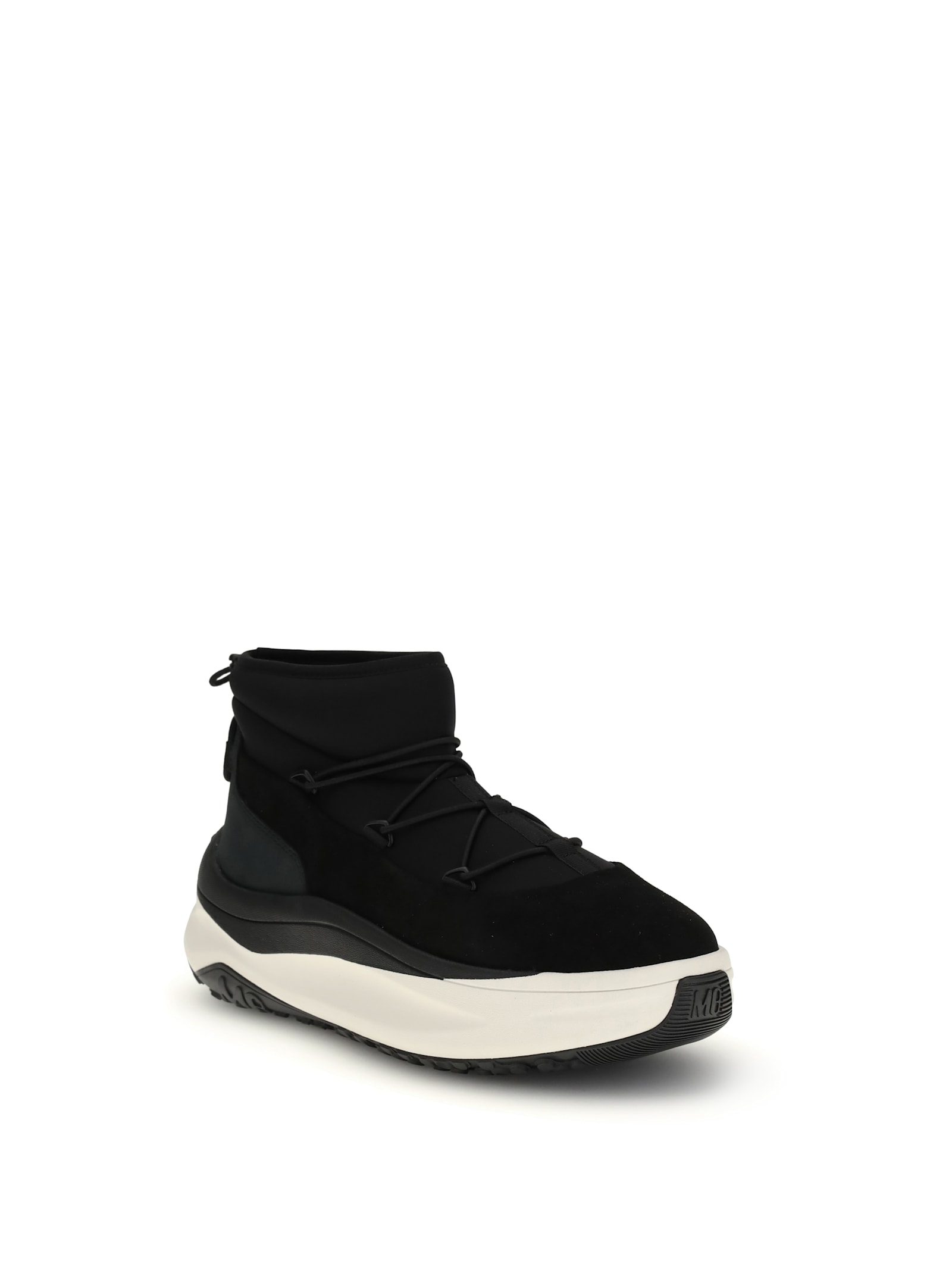 Moon Boot Low Cut Sneakers Contrast Sole In Black