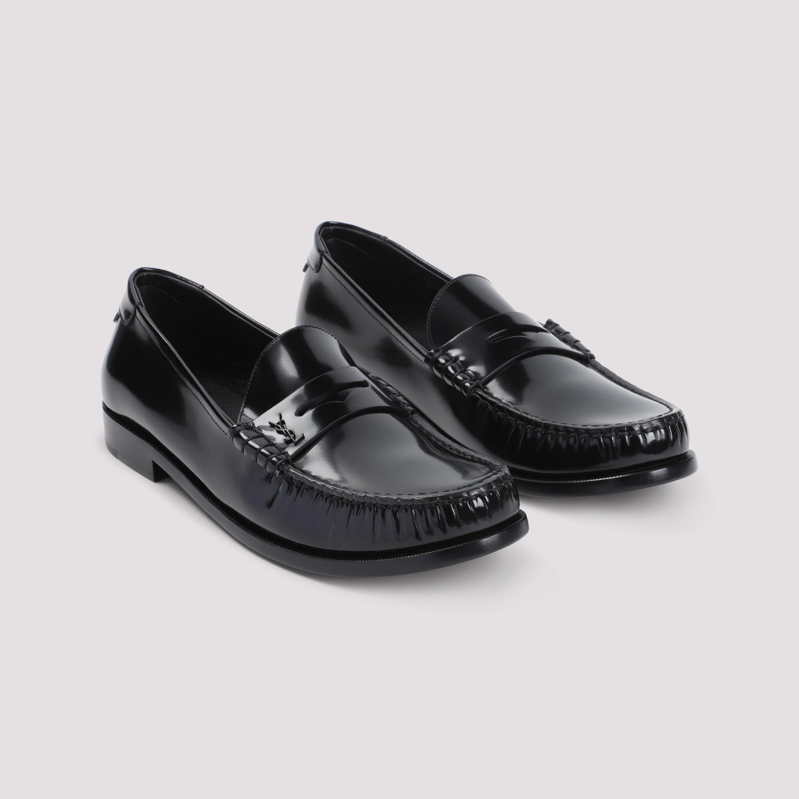 Shop Saint Laurent Le Loafer 15 Mocassin In Nero