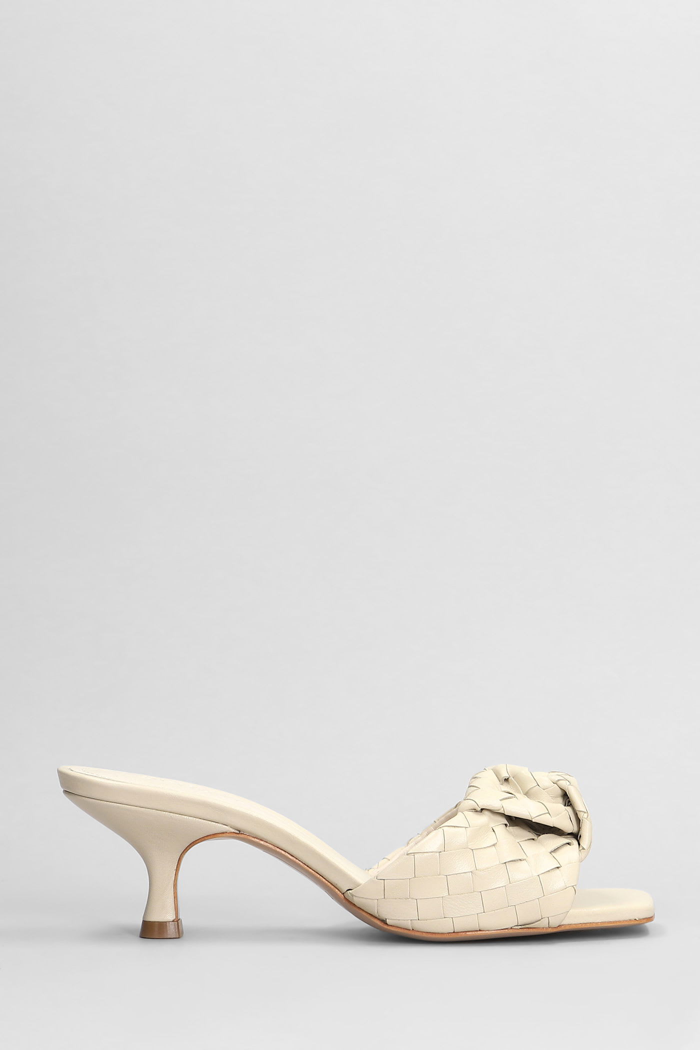 Shop Schutz Slipper-mule In Beige Leather