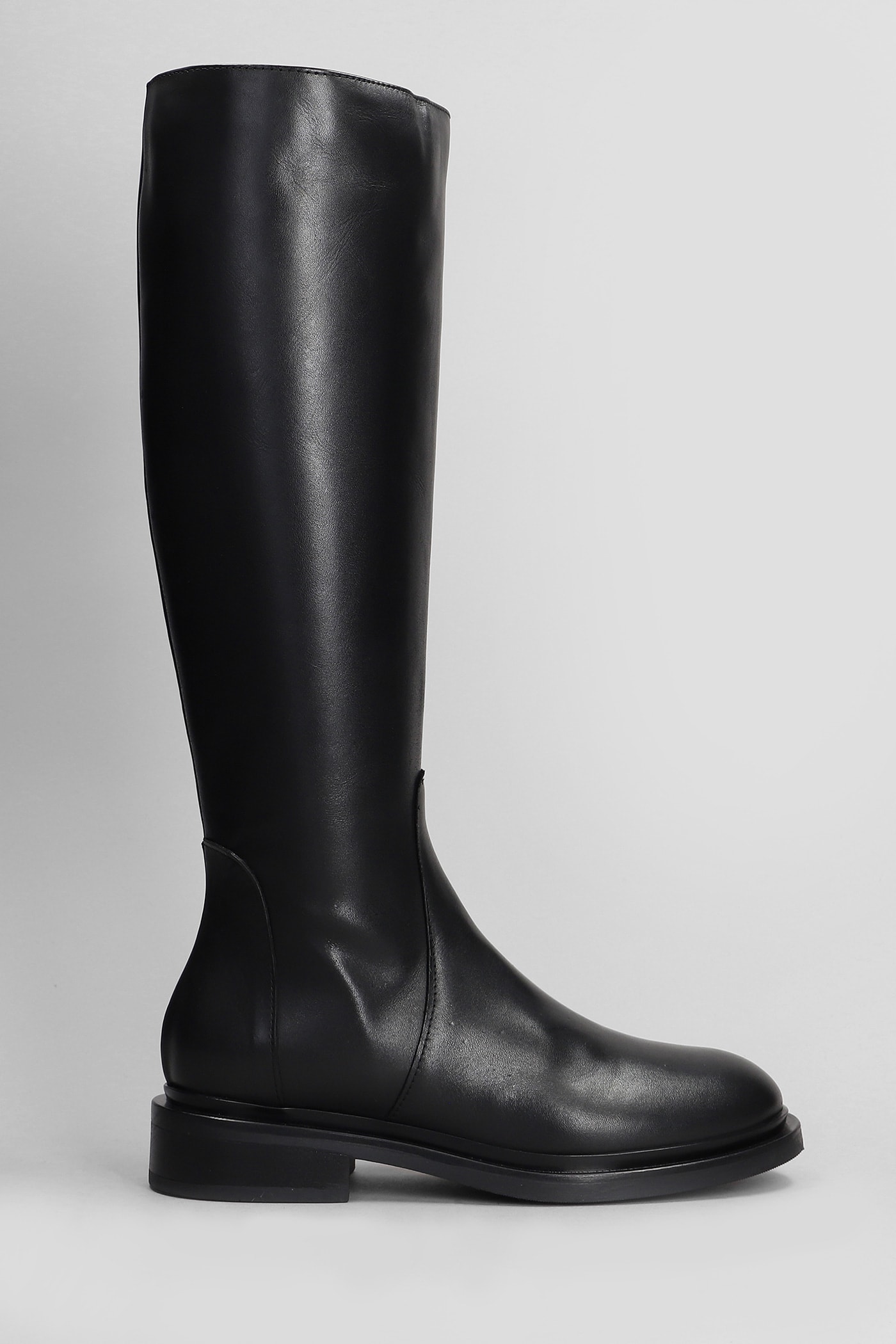 Low Heels Boots In Black Leather