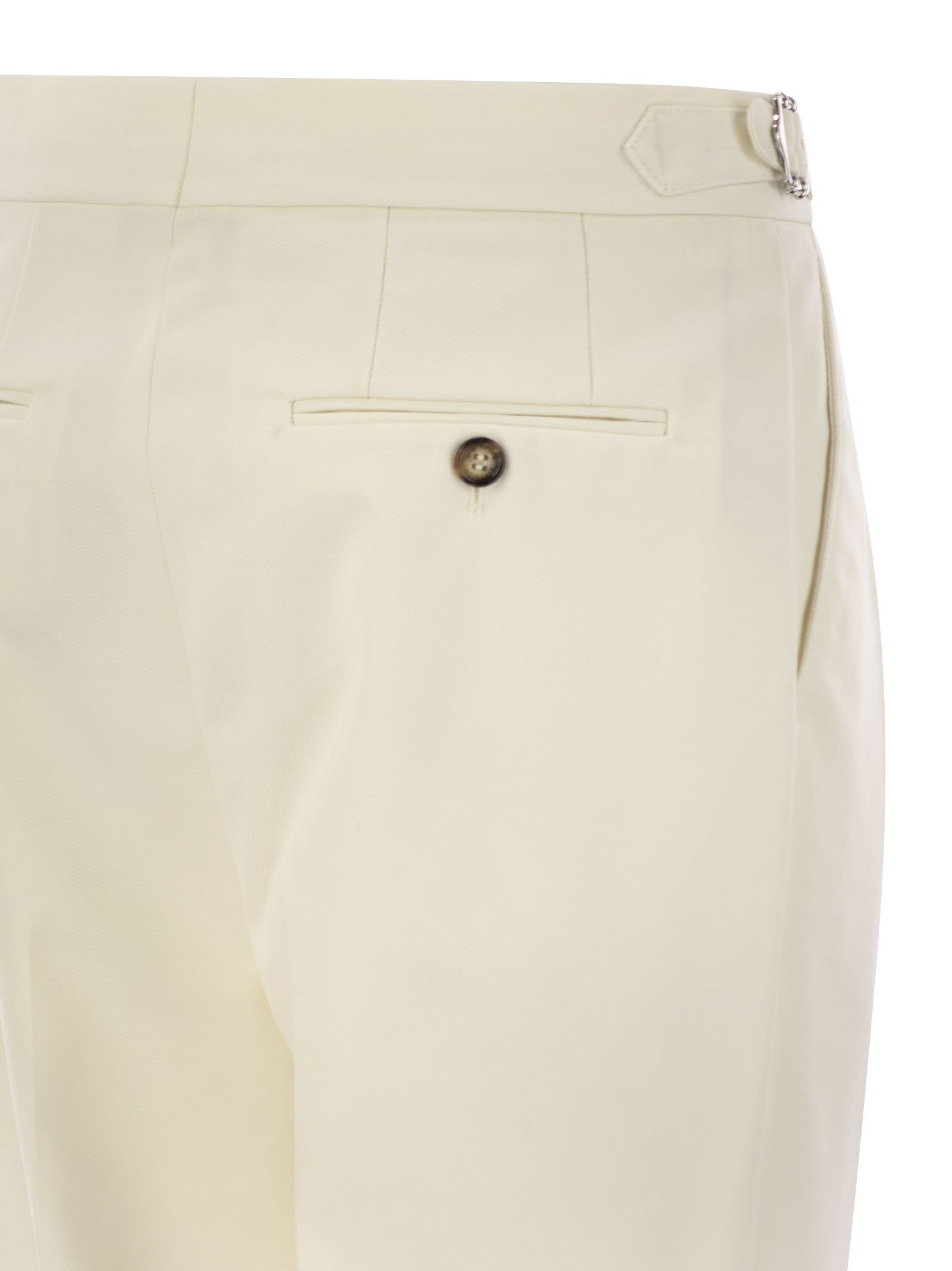 Brunello Cucinelli Tailor-fit Trousers In Cotton Gabardine And Virgin Wool With Double Inverted Darts And Buckles On Th In Cream