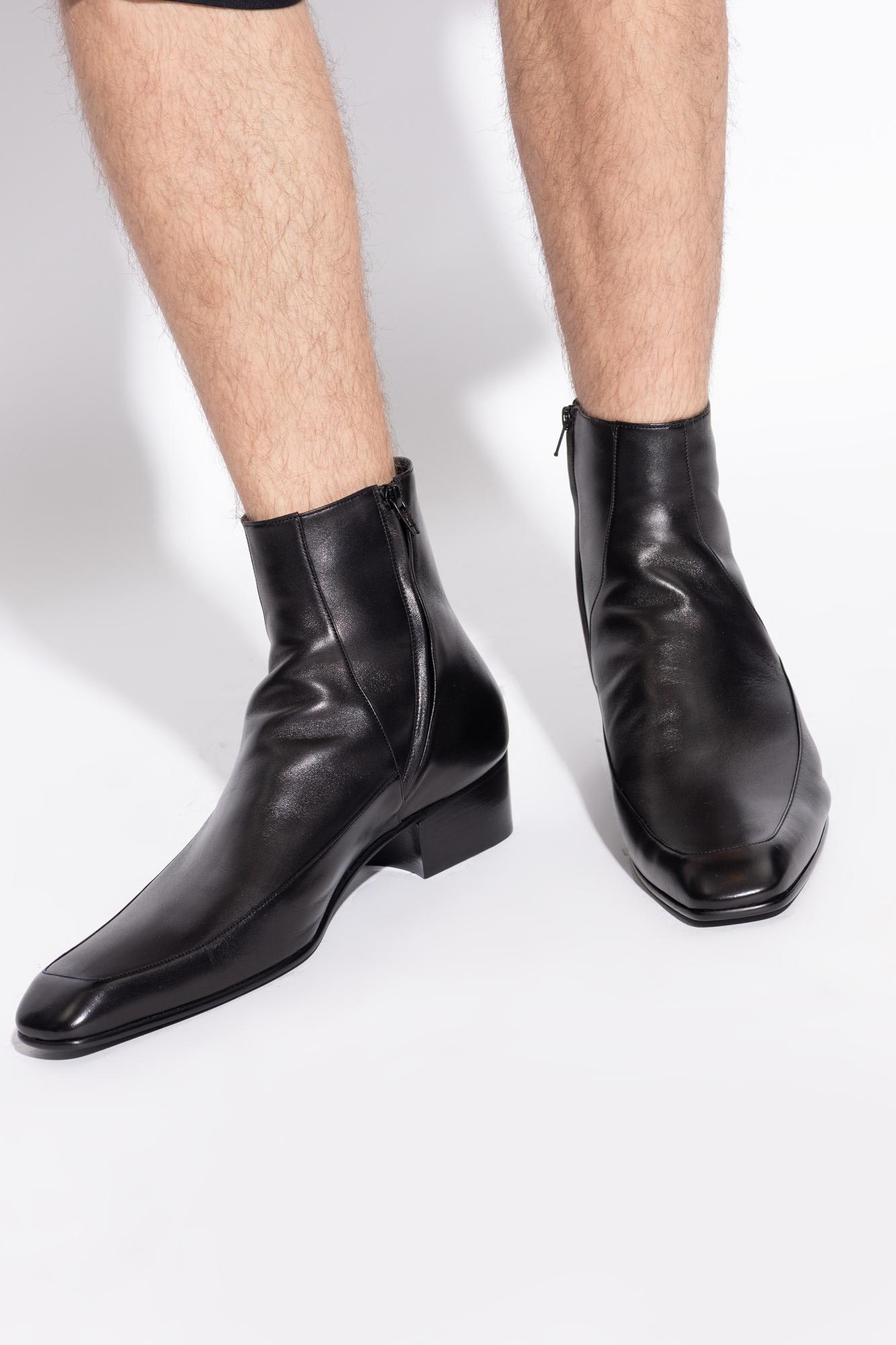 Saint Laurent Ozil Leather Ankle Boots In Black
