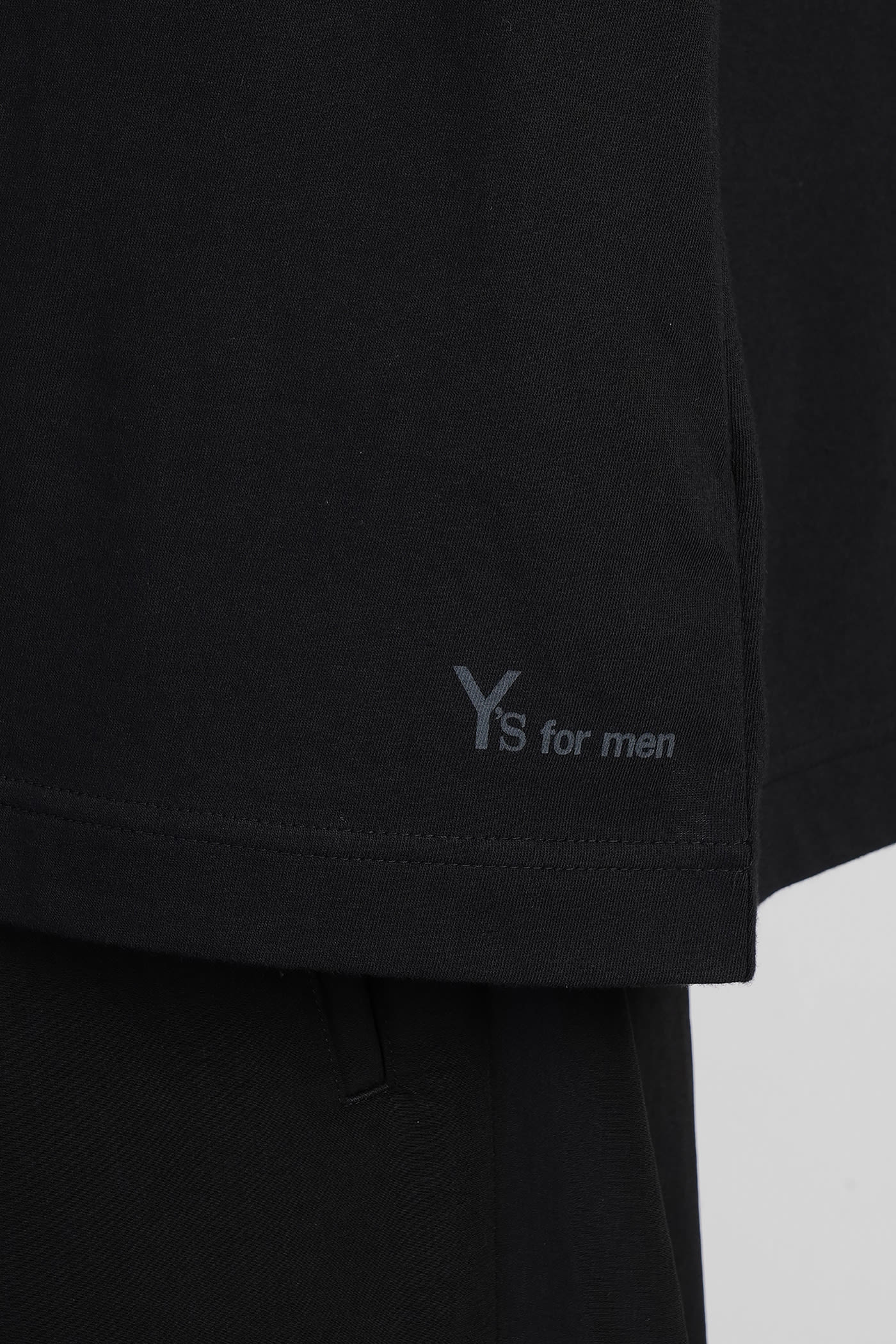 Shop Yohji Yamamoto T-shirt In Black Cotton