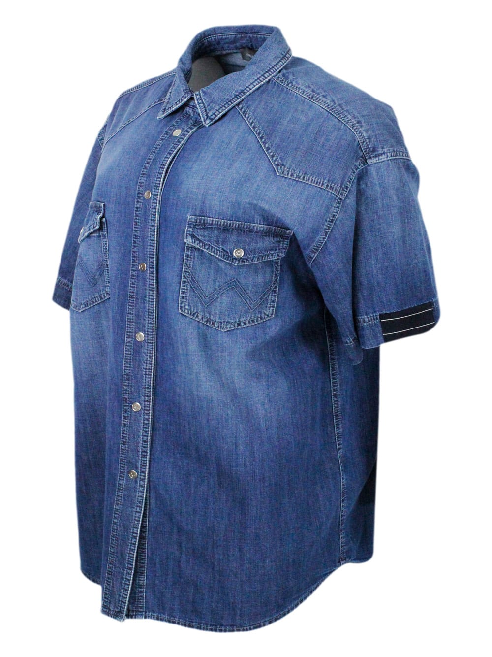 Shop Lorena Antoniazzi Long Shirt In Light Chambray Denim Cotton With Short Sleeves With Button Closure And Patch Pockets, 