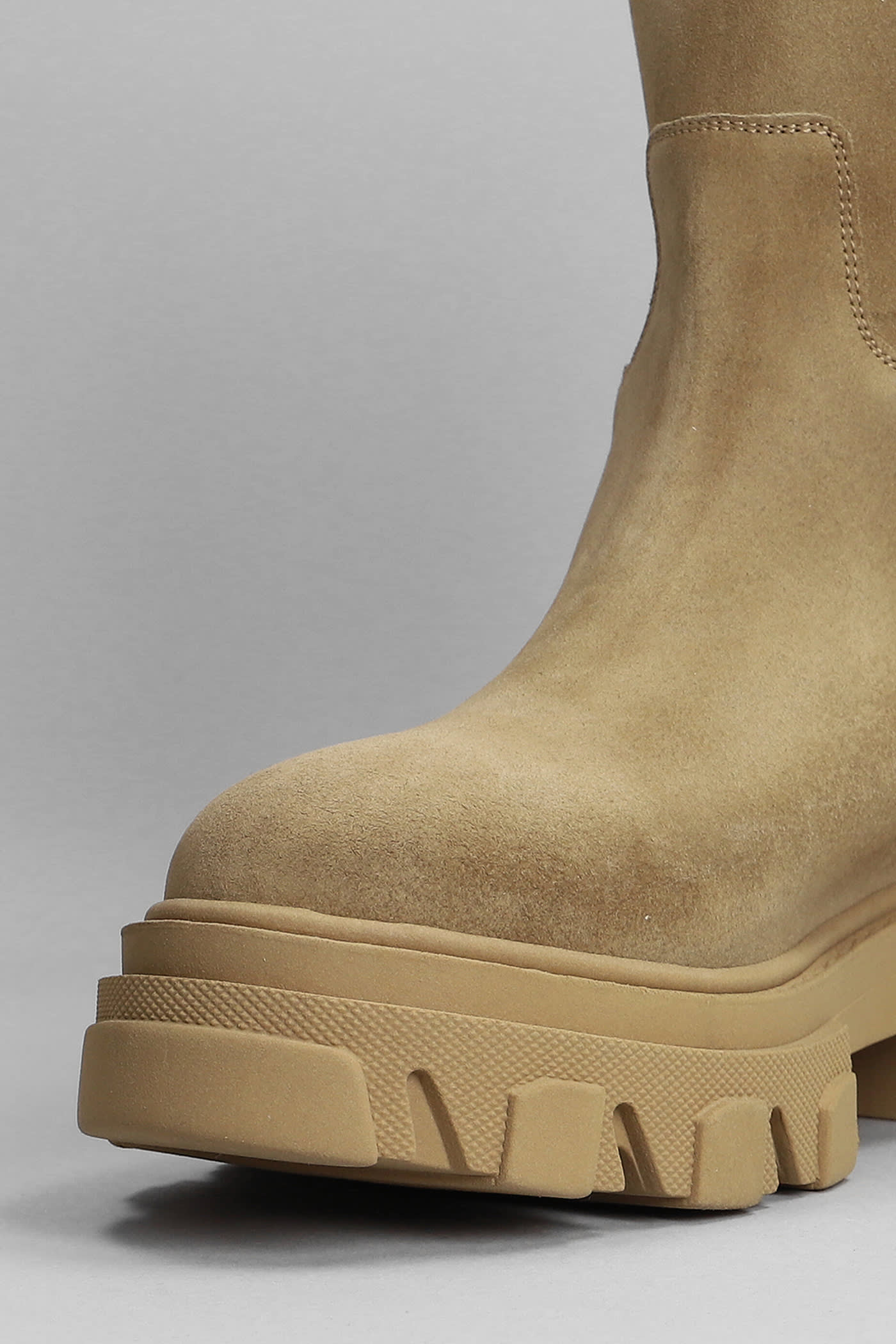 Gia Borghini Gia 23 suede boots | Smart Closet