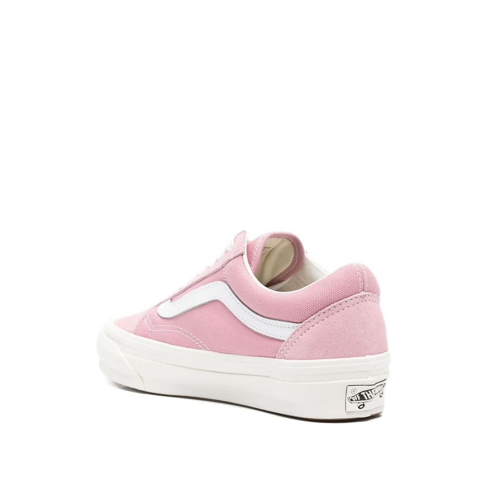Vans Lx Old Skool Sneakers In Pink