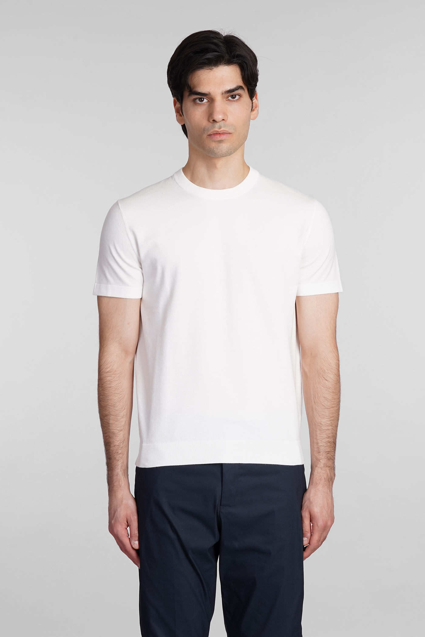 Theory T-shirt In White Viscose In White