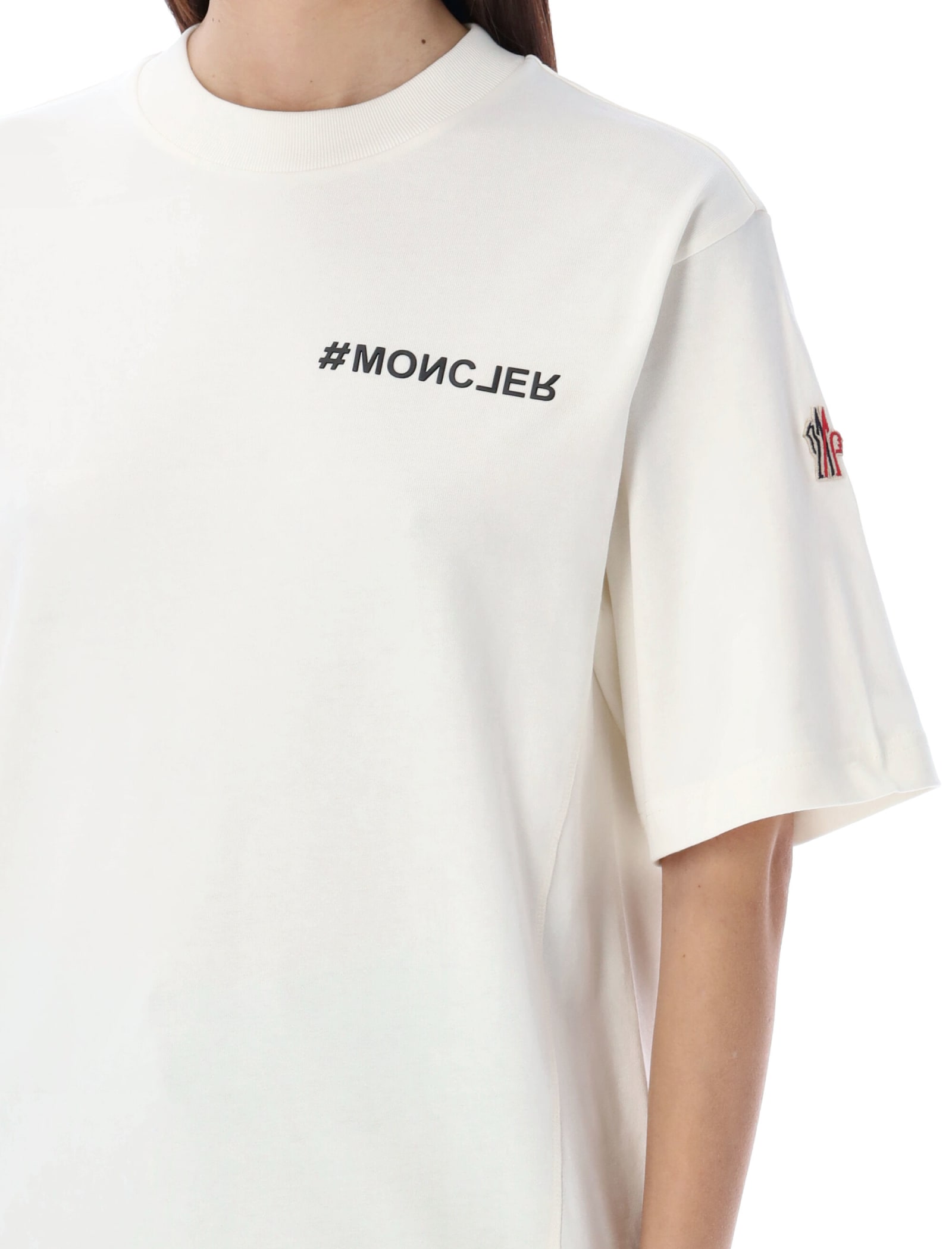 Shop Moncler T-shirt Tmm In White