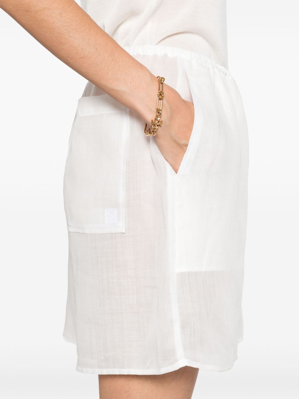 Totême Lightweight Summer Shorts Featuring Pockets In White
