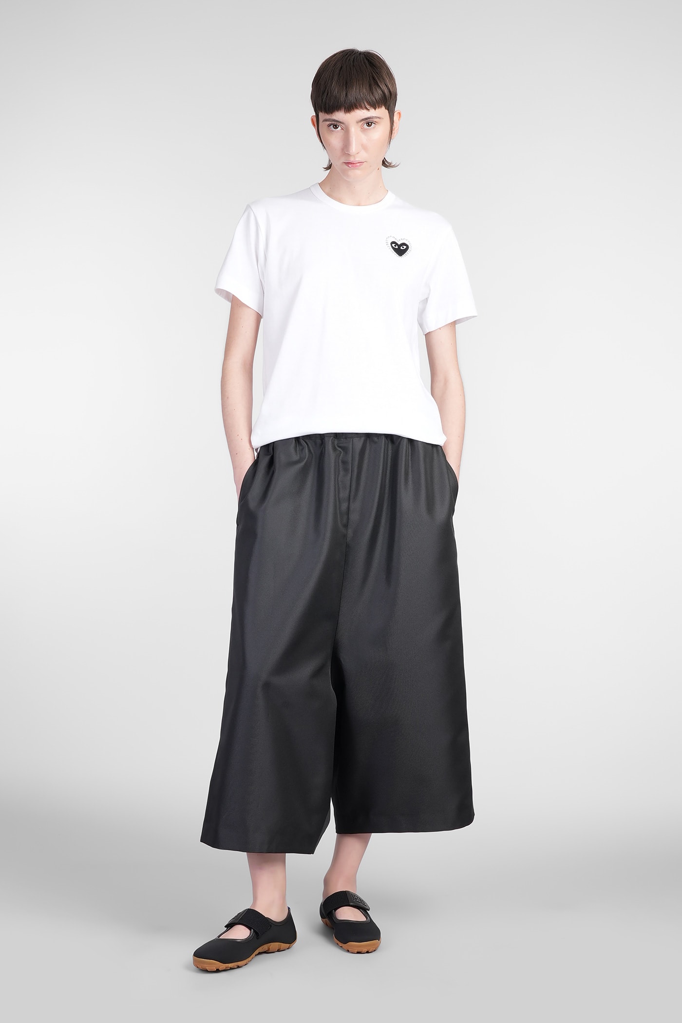 Comme Des Garçons Play White Metal Stone Emblem Black Heart T-shirt