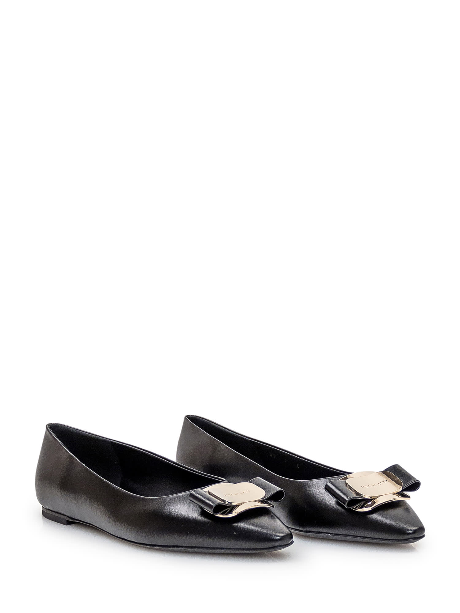 Shop Ferragamo Zea Ballet In Black