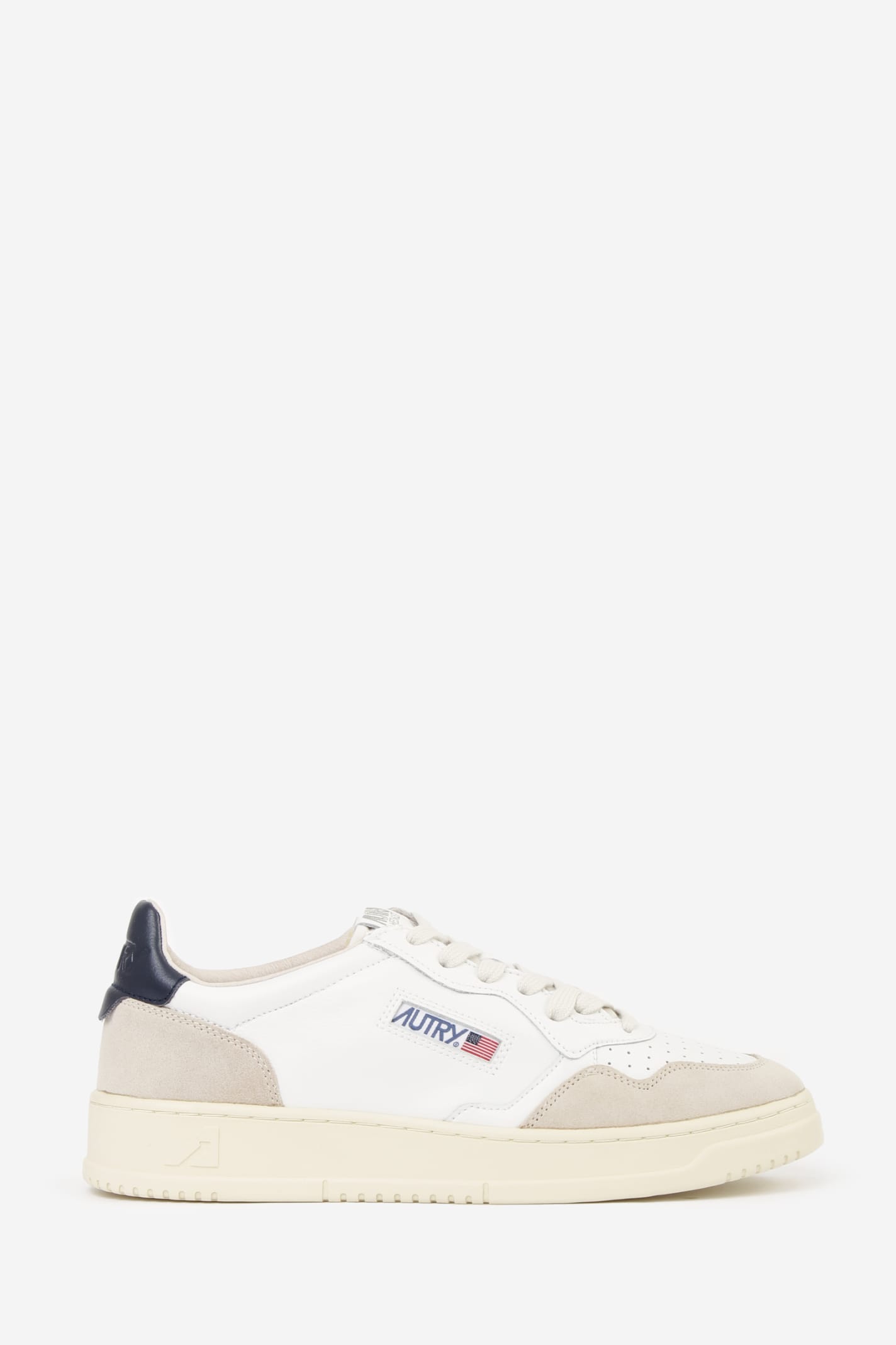 Shop Autry 01 Low Sneakers In White