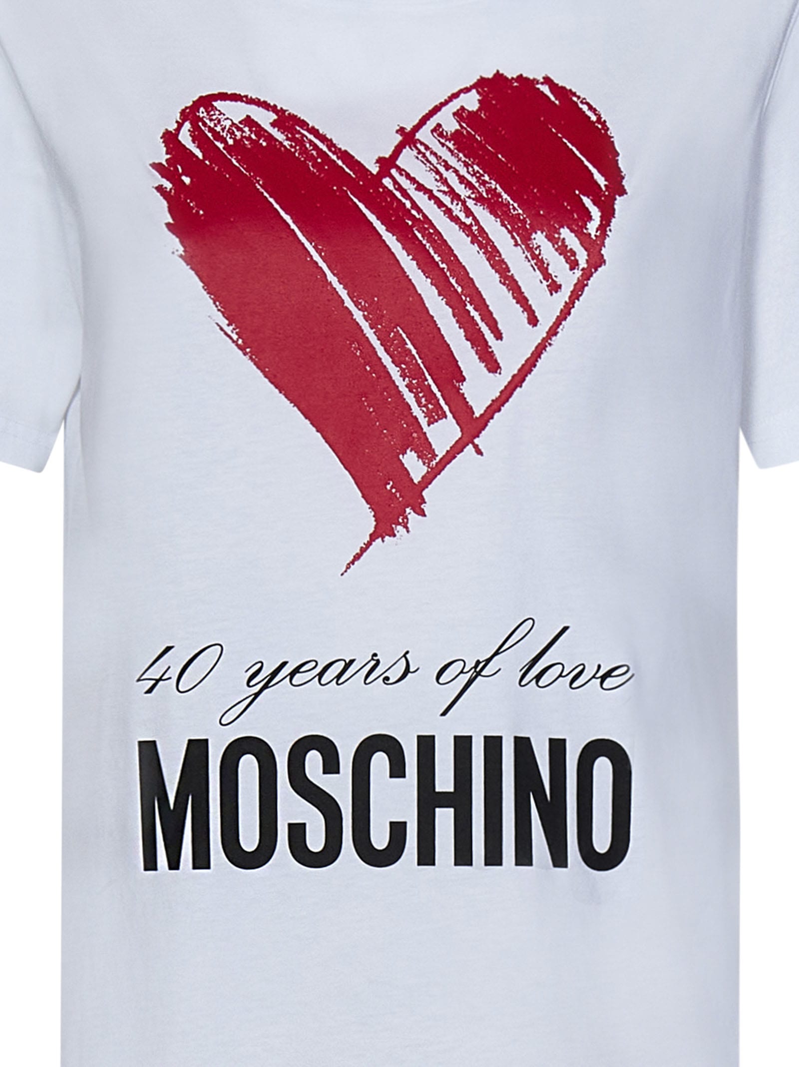 Shop Moschino 60 Years Of Love T-shirt In 1001