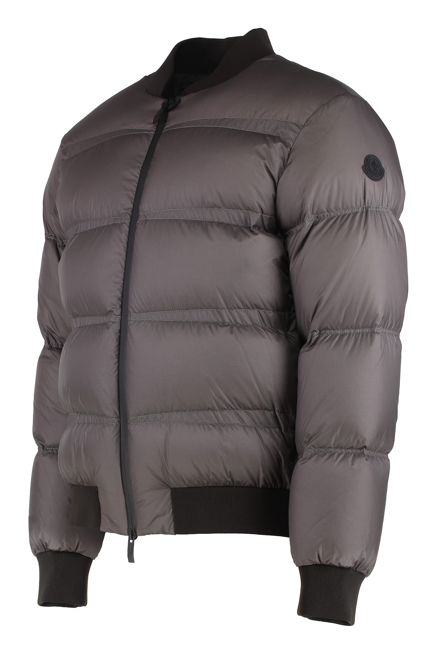 Moncler Men's Vioz Short Down Jacket In Grey