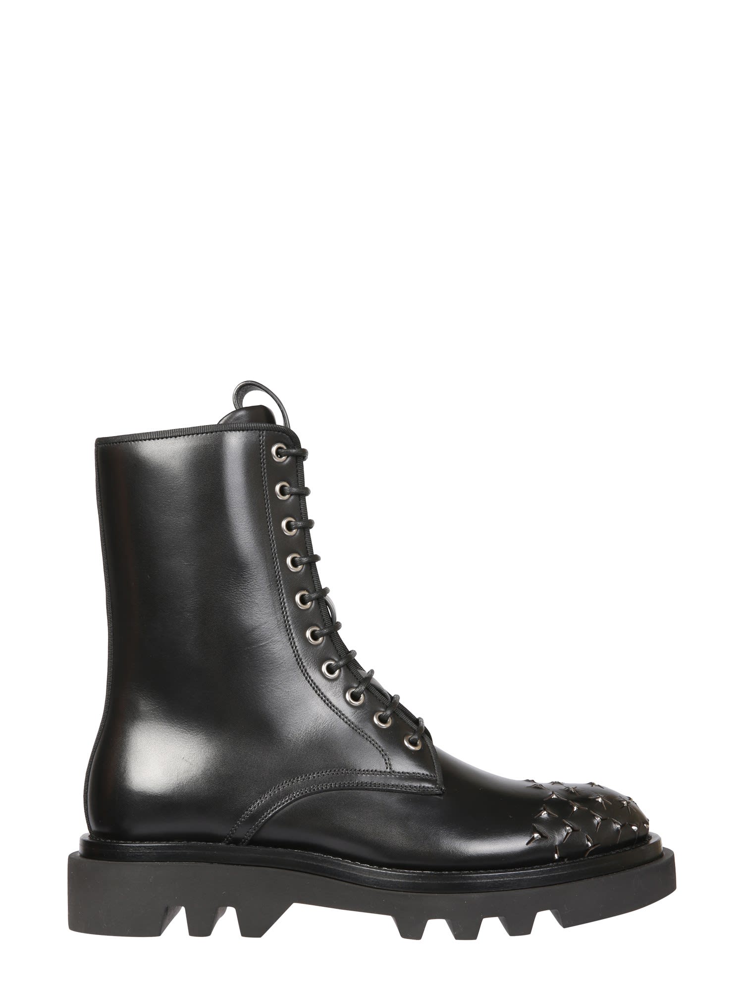 boots with studs